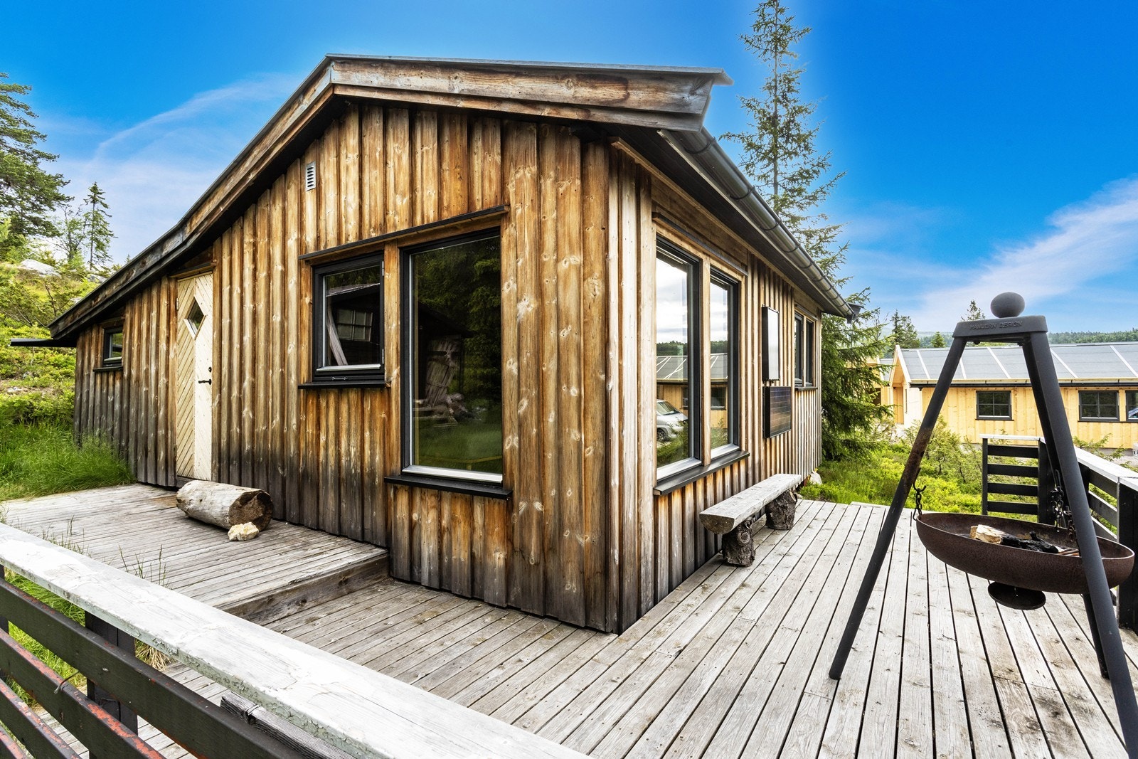 Terrassen er på ca 22 kvm. Galleribilde