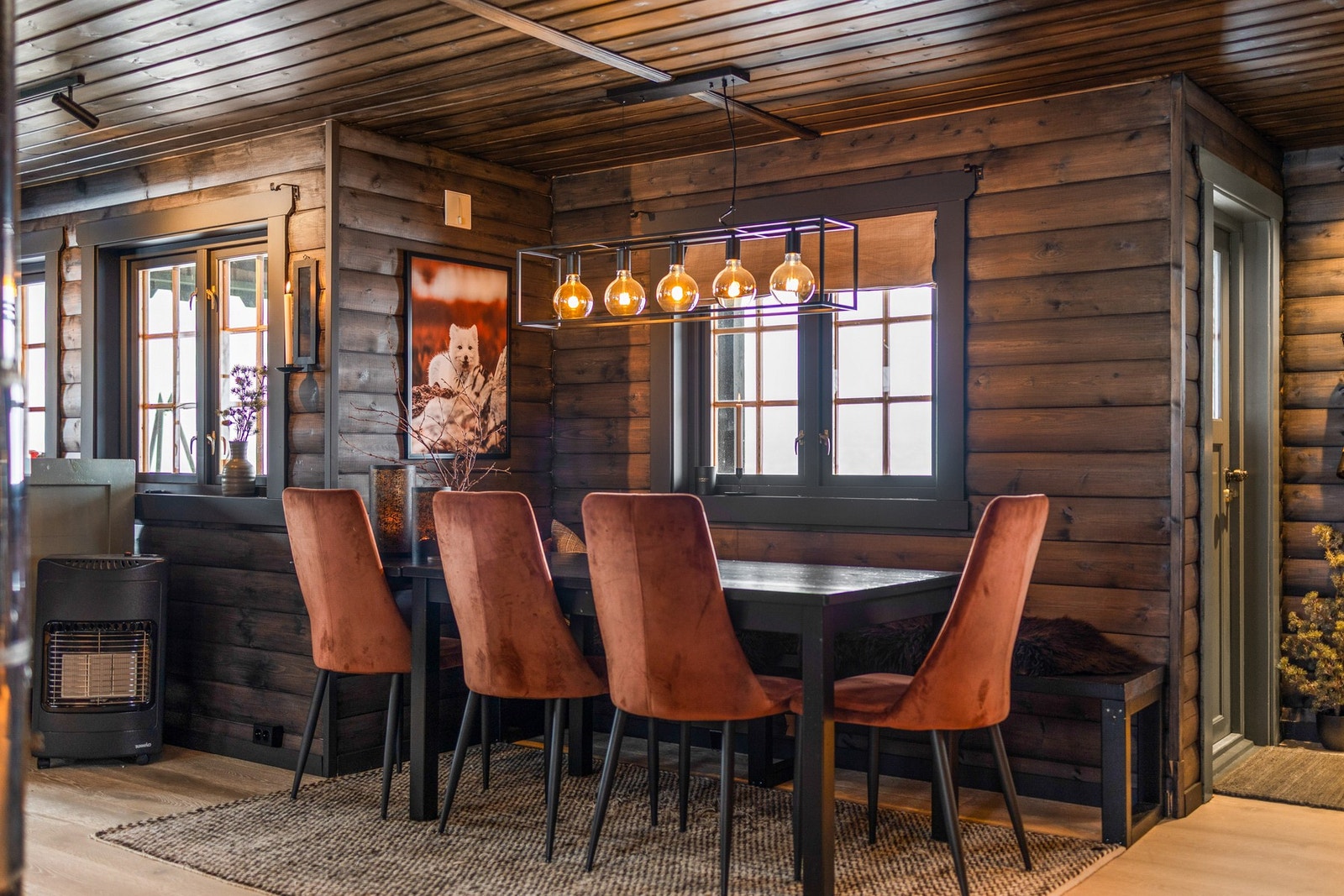 Her kan du samle familie og venner til hyggelig lag Galleribilde