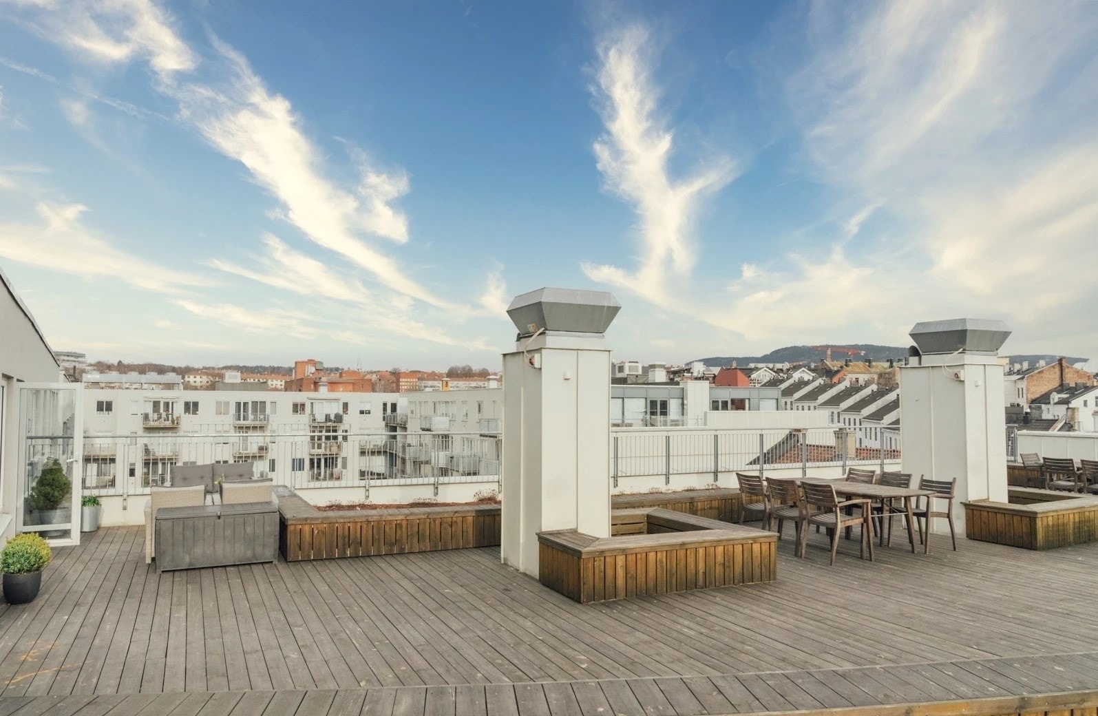 Tilgang til felles takterrase med flott utsikt Galleribilde