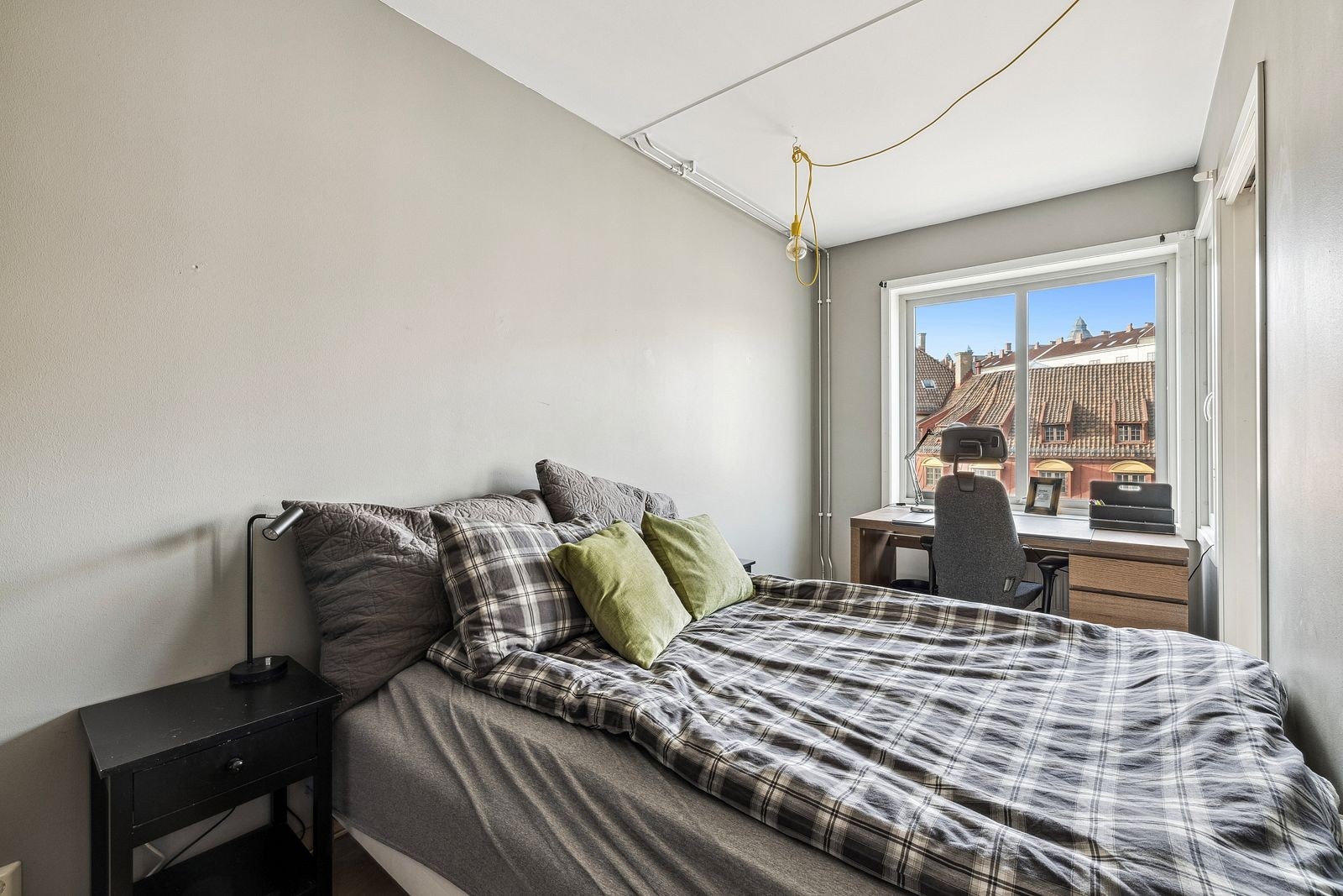 Hovedsoverommet fremstår som lyst og romslig Galleribilde