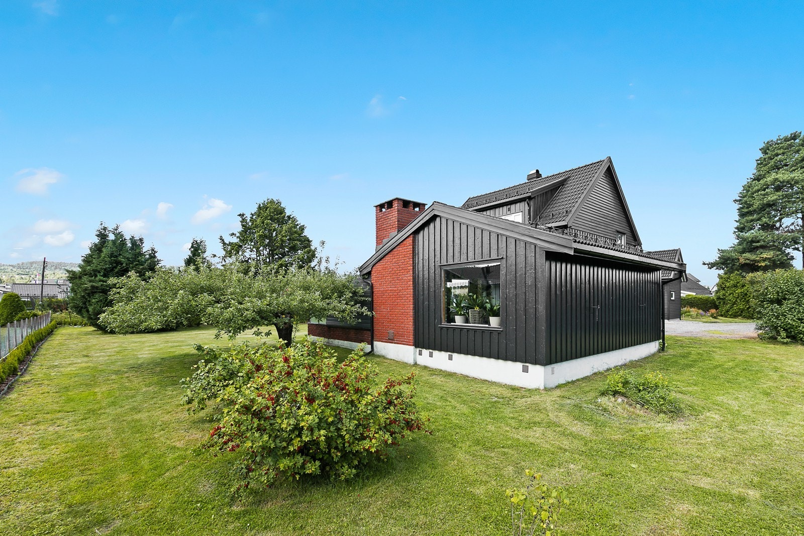 Hagen er en vakker, grønn oase som ligger usjenert til. Galleribilde