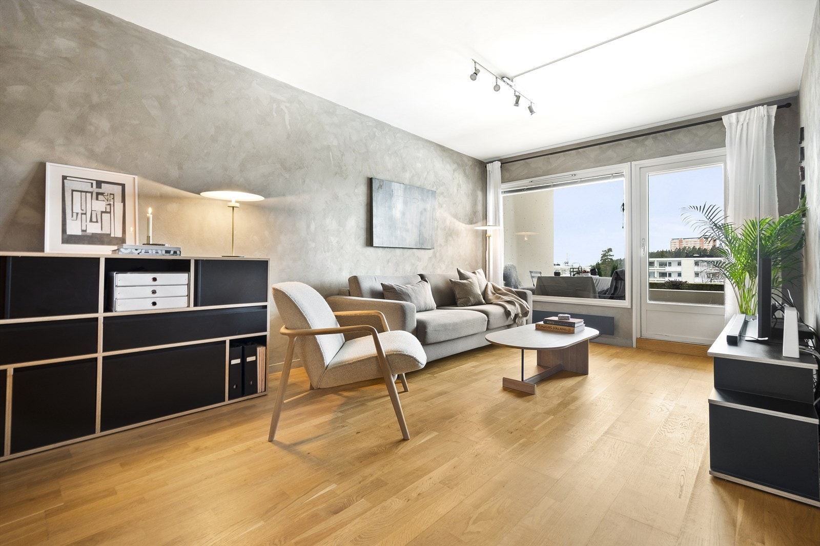 Nordvik Østensjø har gleden av å presentere Skullerudveien 89 Galleribilde