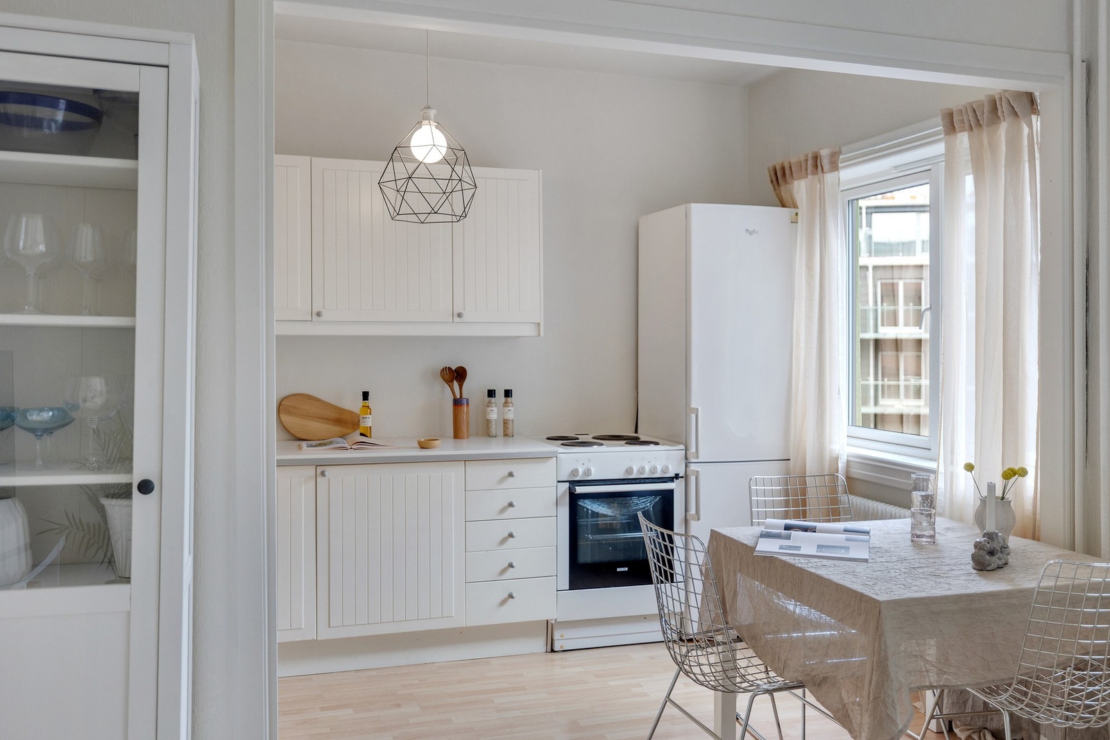 Pent og tidløst kjøkken. Galleribilde