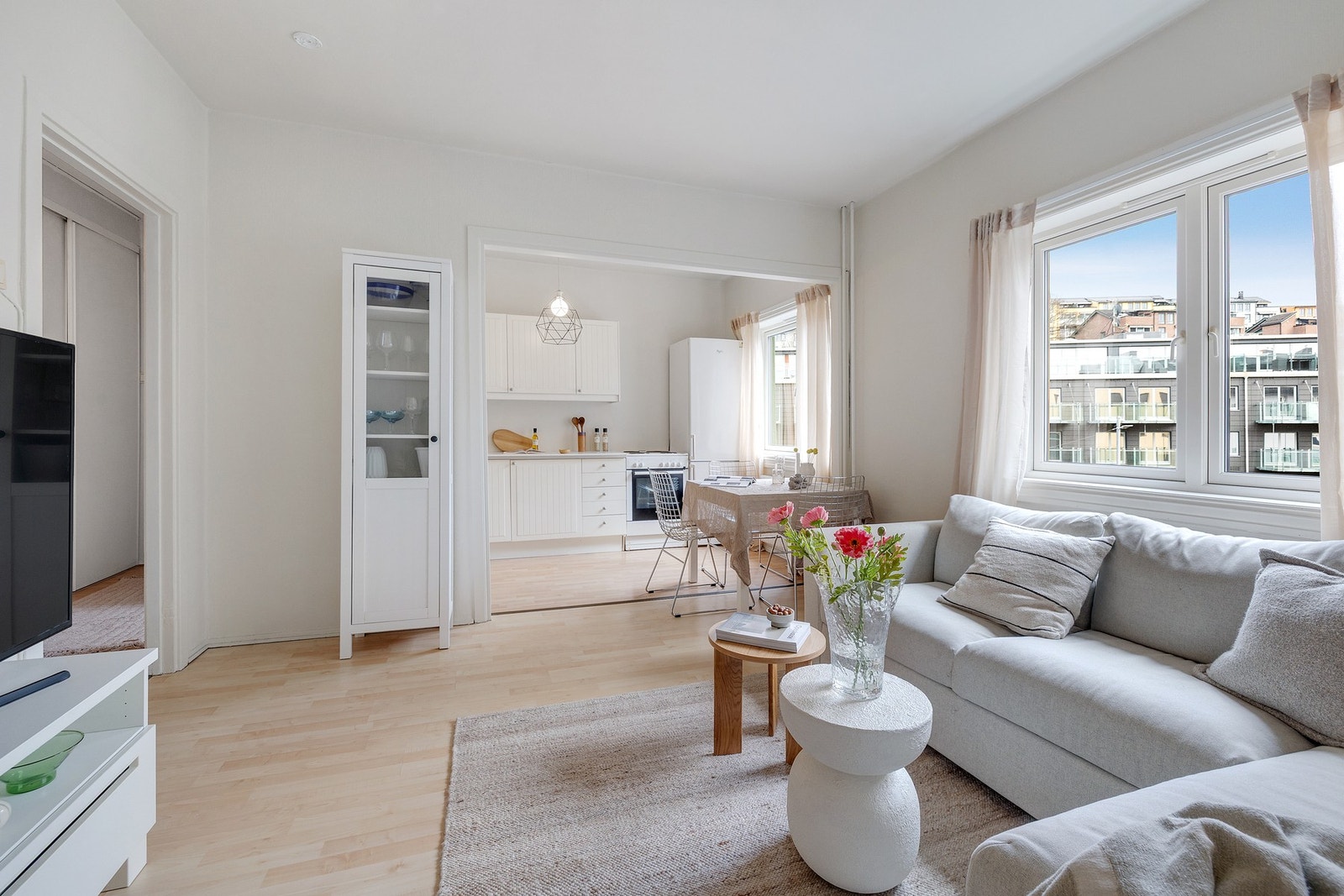 Meget innbydende og fin 2-roms med sentral beliggenhet på Tøyen. Galleribilde