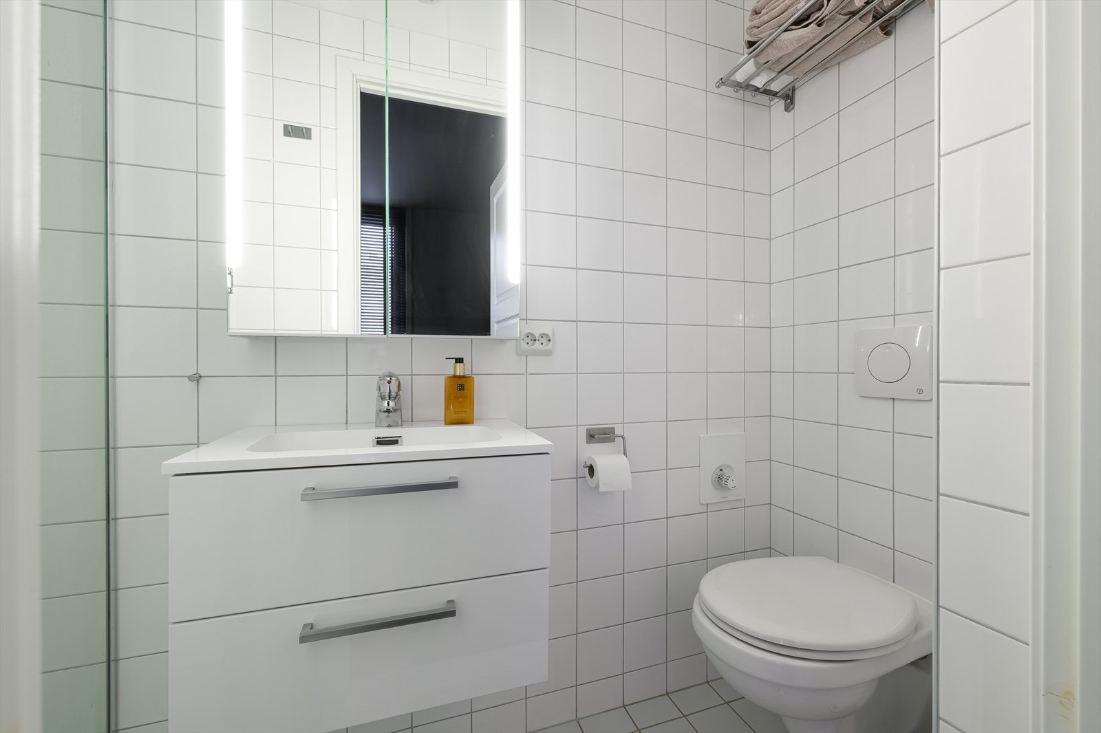 1etg Soverom Bad 01 Galleribilde