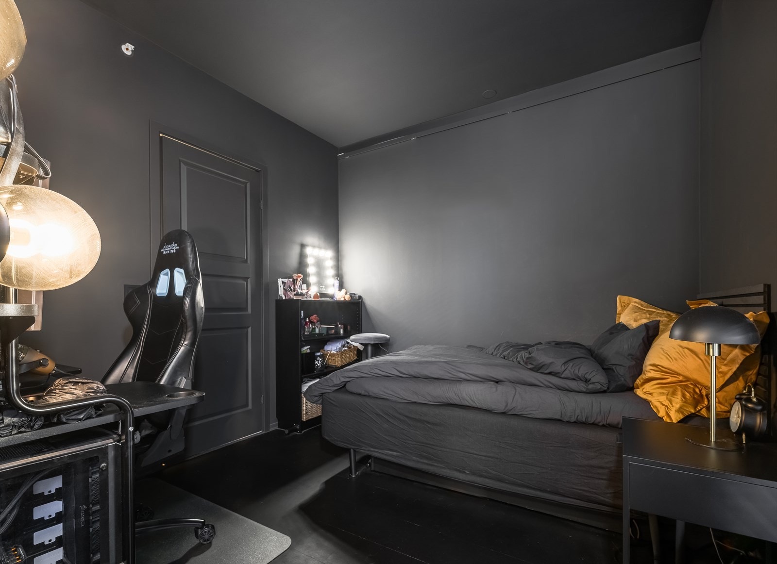 1etg Soverom Galleribilde