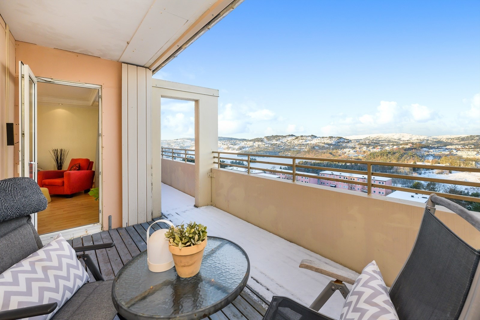 Her bor man i 12-etasje med en helt vanvittig utsikt! Galleribilde