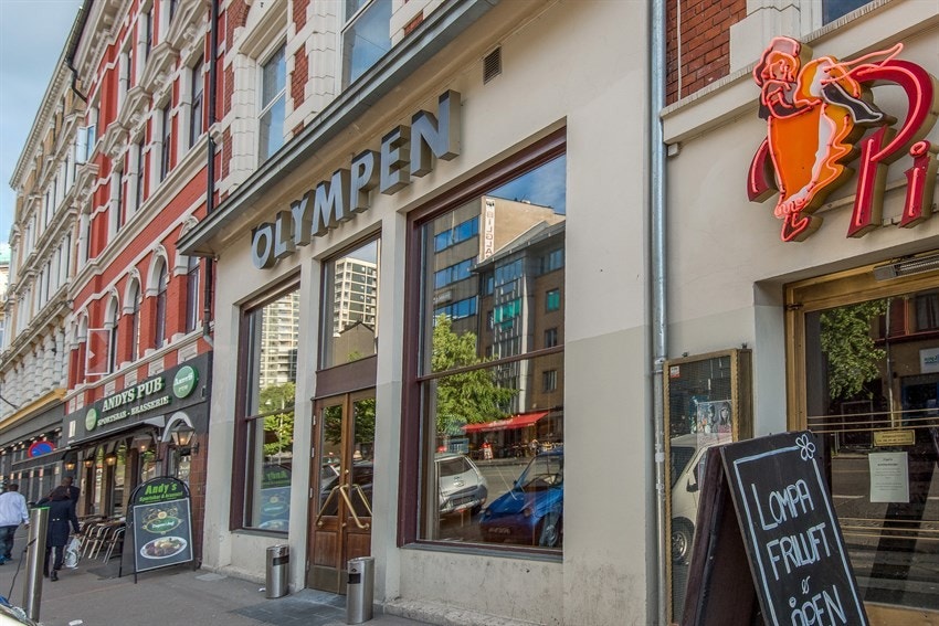 Ærverdige Omlympen er et av mange hyggelig spisesteder i nærmiljøet Galleribilde