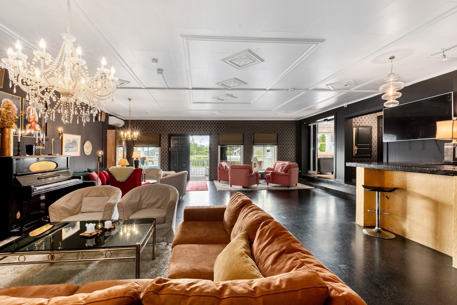 Spektakulær enebolig med kort gangavstand inn til sentrumskjernen av Stjørdal. Galleribilde