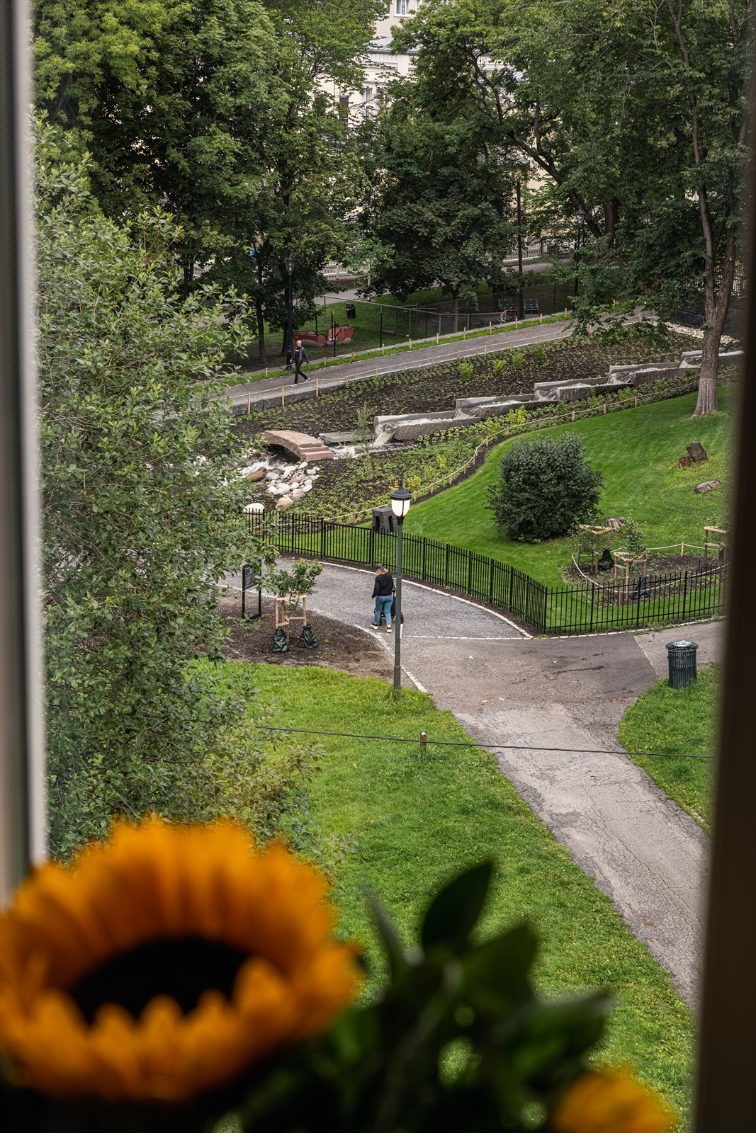 Klosterenga park som nærmeste nabo. Det er lave omkostninger ved kjøp av denne leiligheten, ingen dokumentavgift og ikke forkjøpsrett. Galleribilde