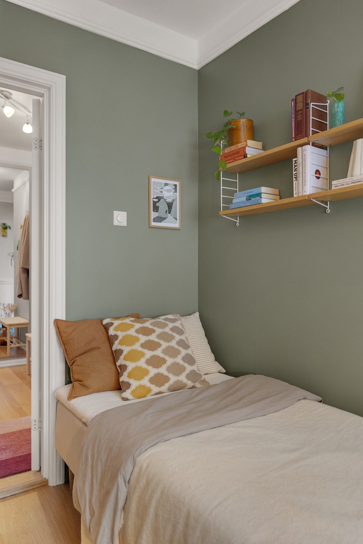 Soverom 2 egner seg godt som barnerom, gjesterom eller hjemmekontor. Galleribilde