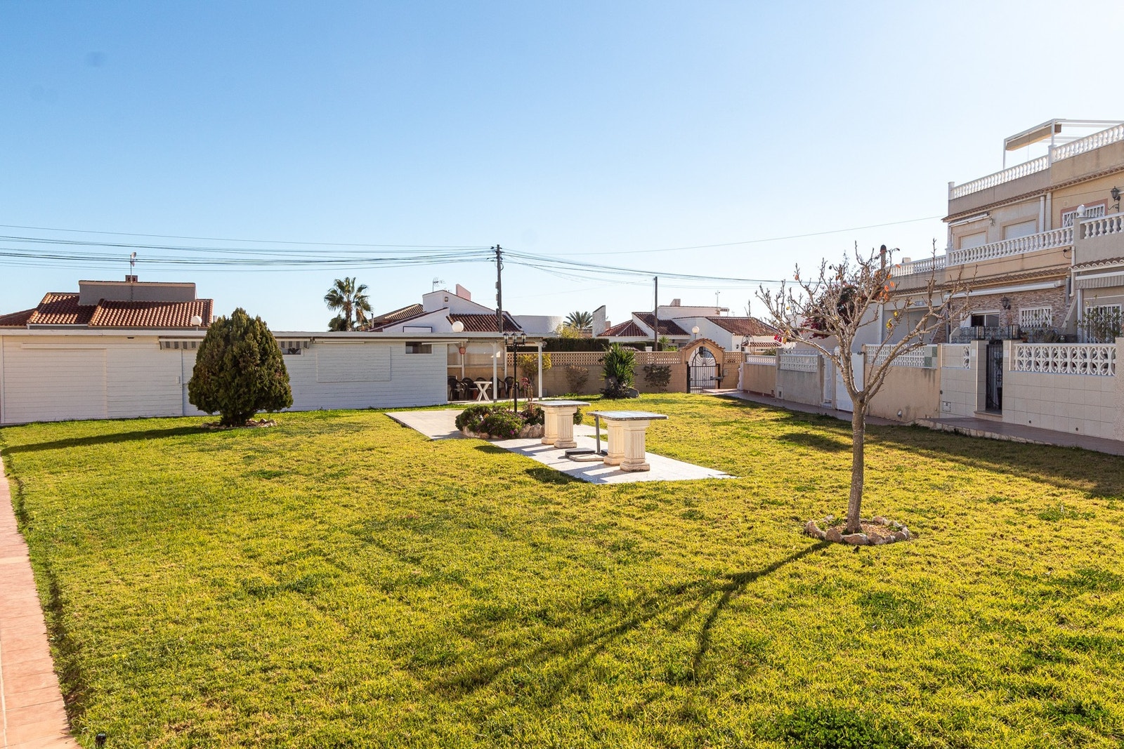 Spaniamegler1 har eget advokatkontor som sikrer kjøpsprosessen Galleribilde