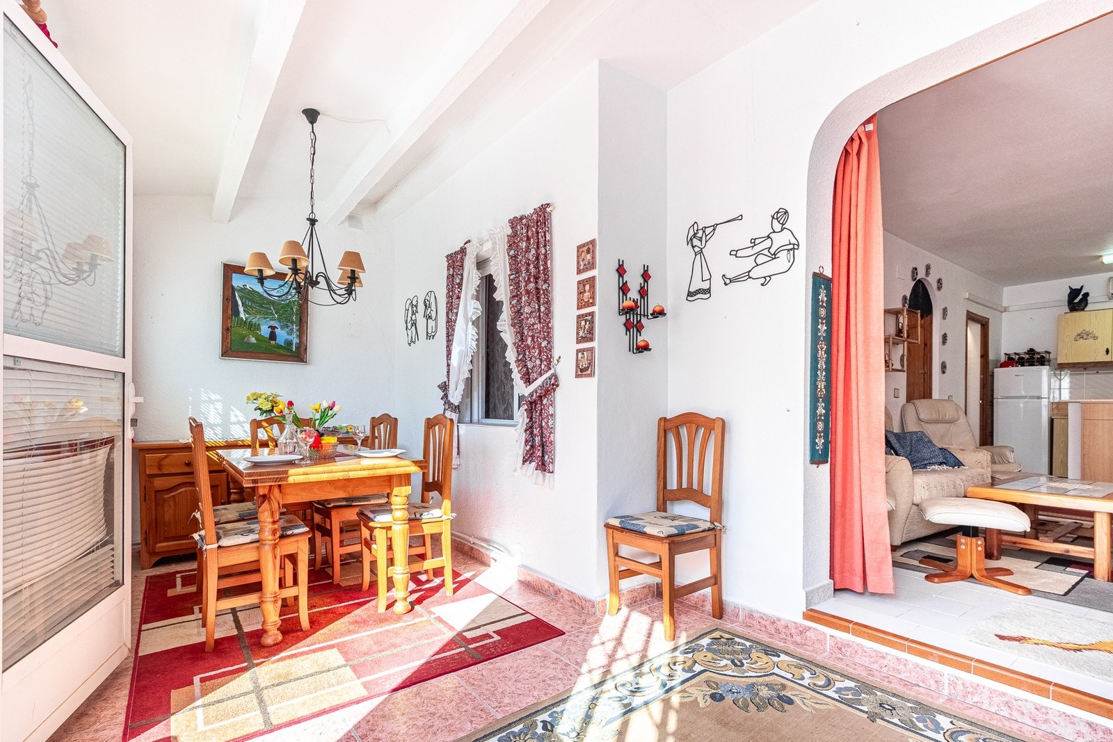 Spaniamegler1 har eget advokatkontor som sikrer kjøpsprosessen Galleribilde