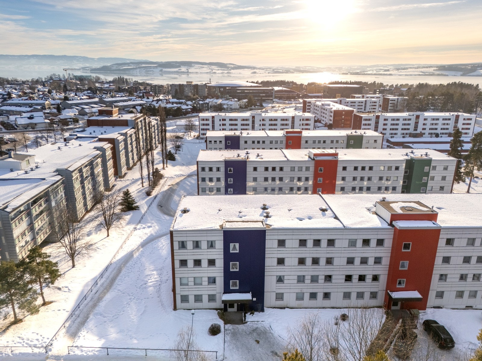 Når du vil nyte friluftslivet, har du fine turmuligheter rett ved døren med Furuberget og stranden innen rekkevidde. Galleribilde