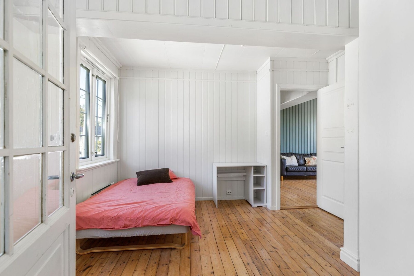 - Soverom 3 i andre etasje | Meget romslig soverom - Galleribilde