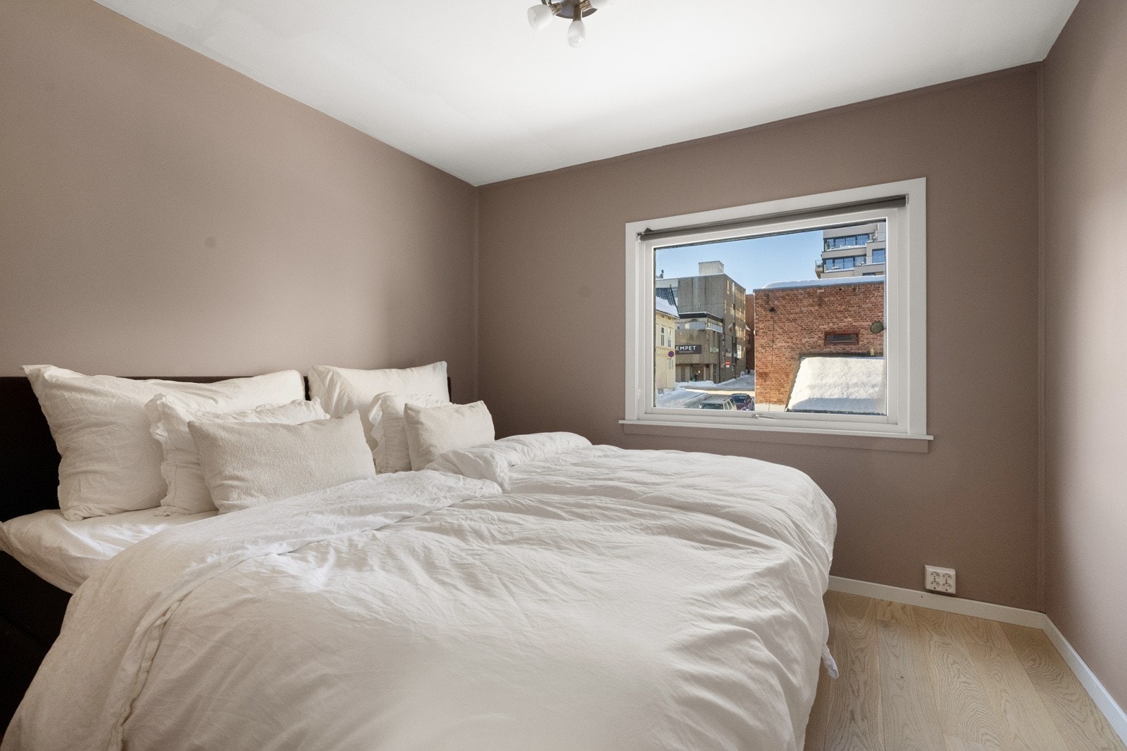 Leiligheten rommer 2 komfortable soverom. Galleribilde