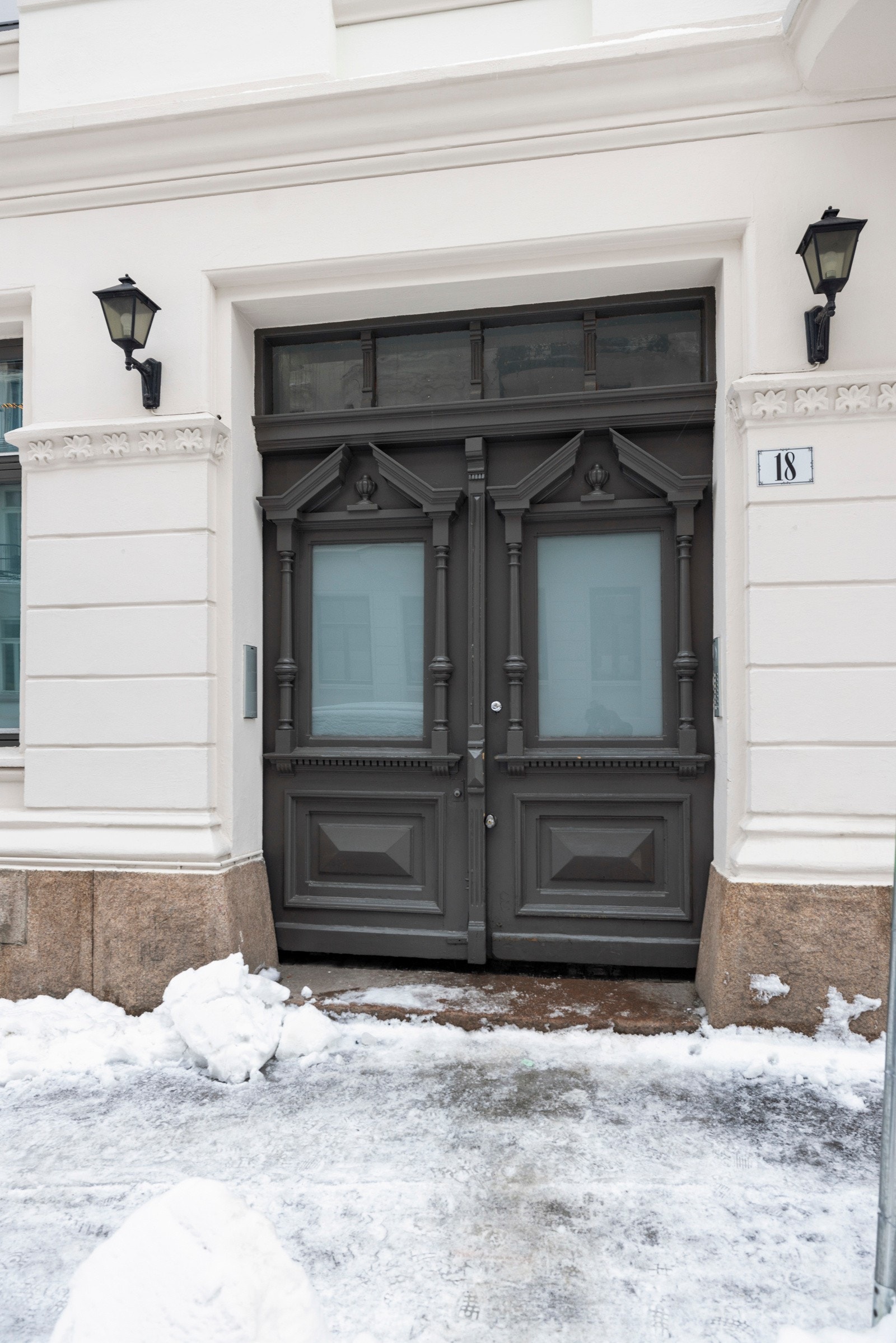 Inngangsparti til boligen Galleribilde
