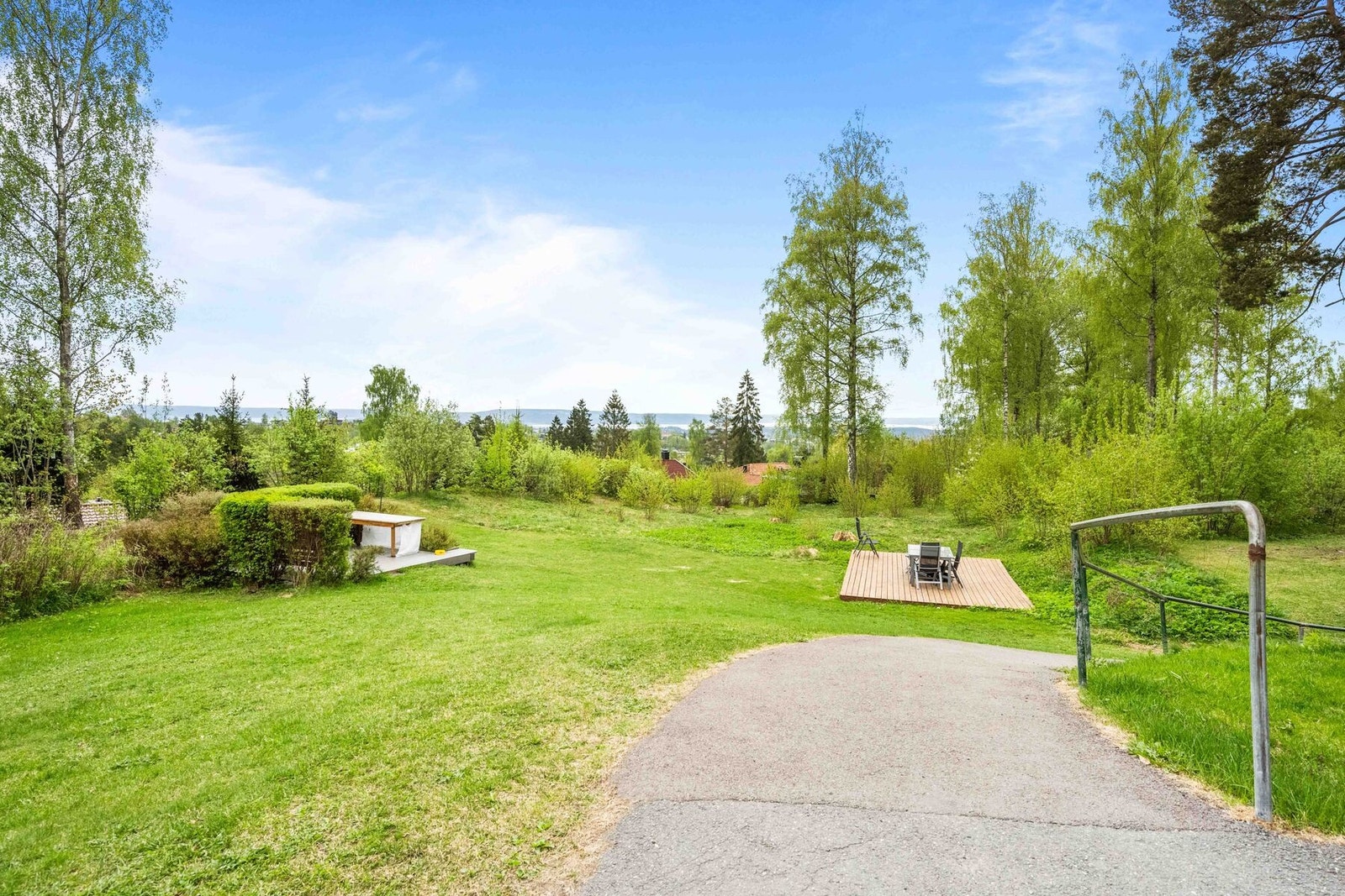Flere av samlingspunktene har flott utsikt mot Oslofjorden og sol fra tidlig til sent. Galleribilde