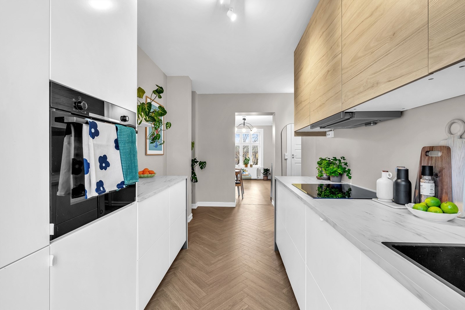 Kort vei mellom kjøkken og stue Galleribilde