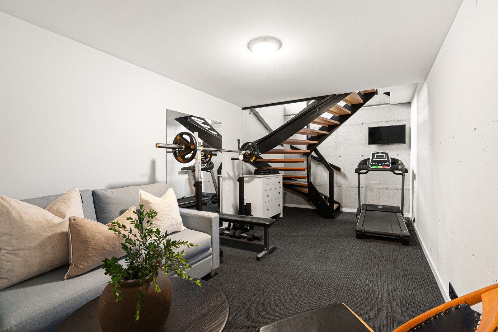 Kjellerstue. Galleribilde