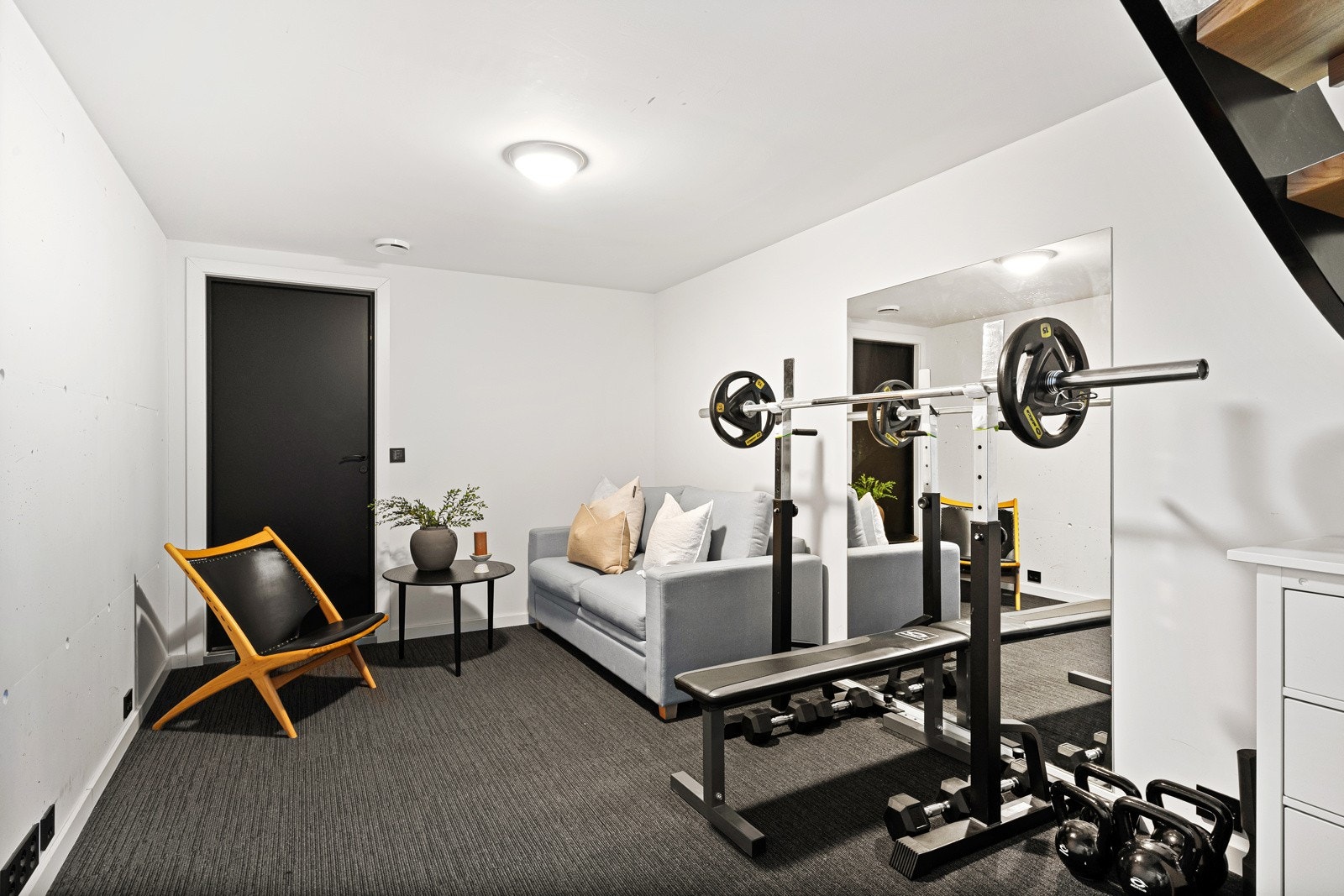 Fra kjellerstuen har man adkomst til bod. Galleribilde