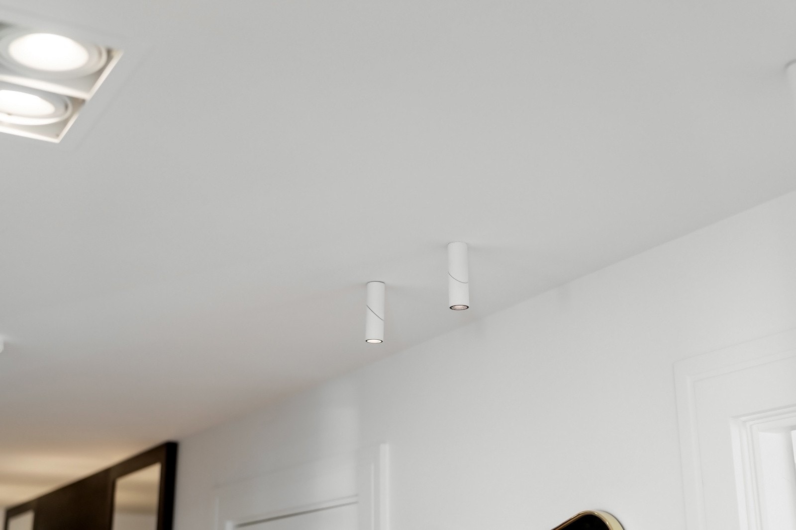 Leiligheten har et KNX lysstyringssystem med lysdesign av SML Lighting. Galleribilde