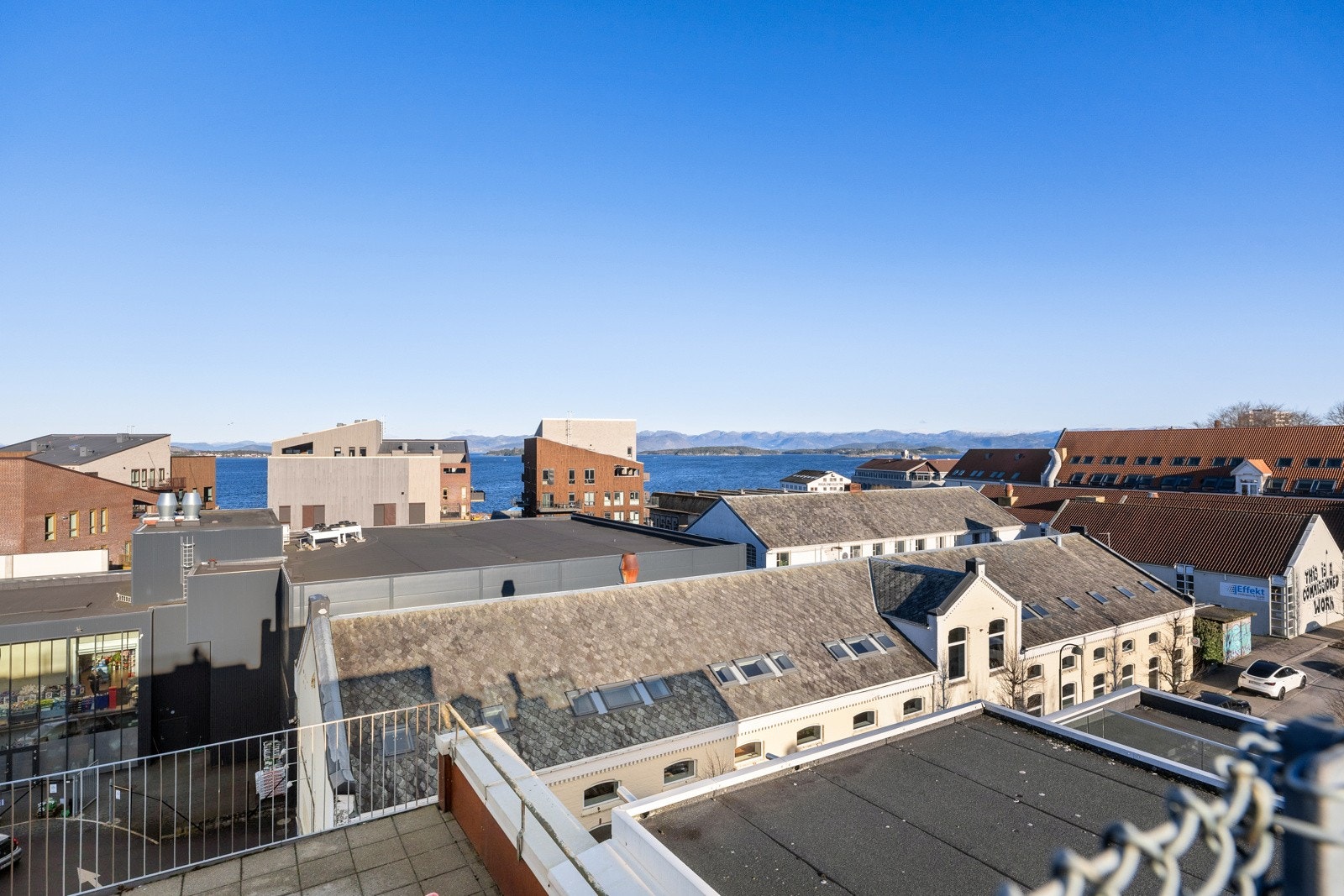 Utsikt fra felles takterrasse. Galleribilde