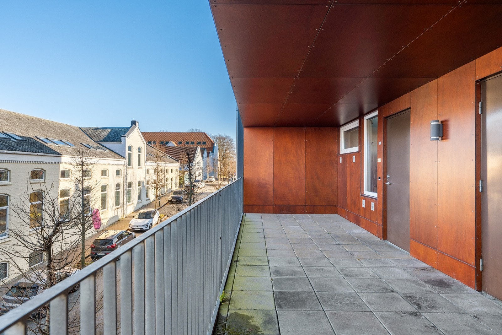 Inngangsparti. Galleribilde