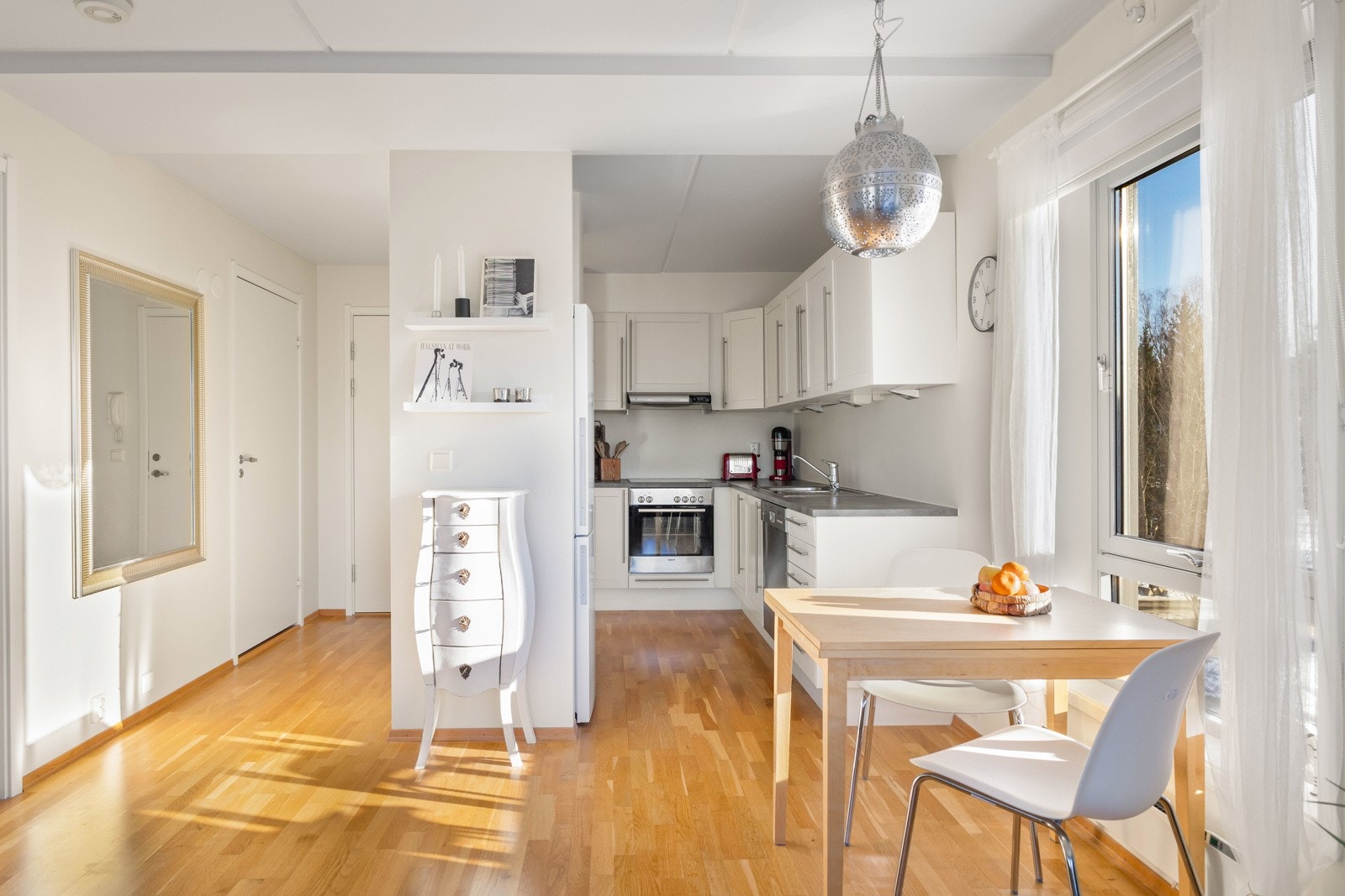 Vartvann og kabel-tv/internett inkludert i fellesutgiftene Galleribilde