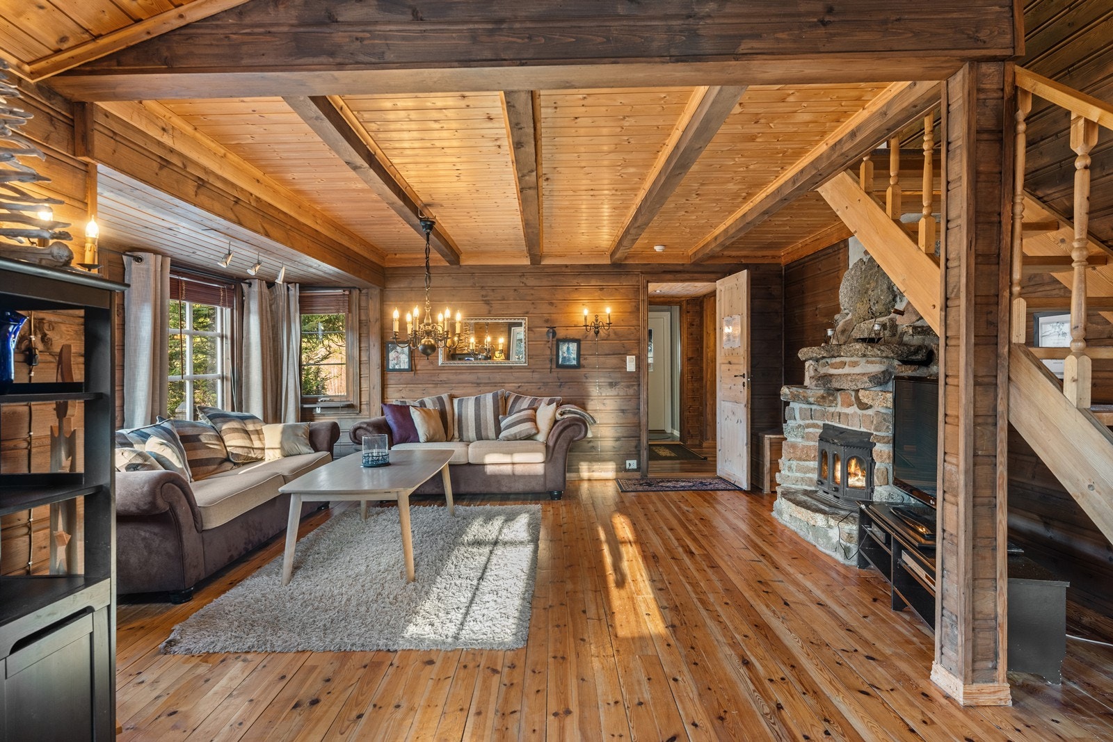 Koselig stue med rustikk sjarm Galleribilde