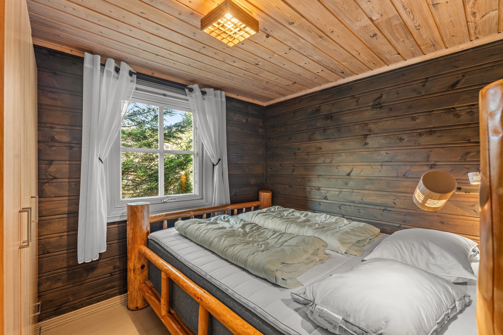 Soverom i 1. etg (1 av 4) Galleribilde