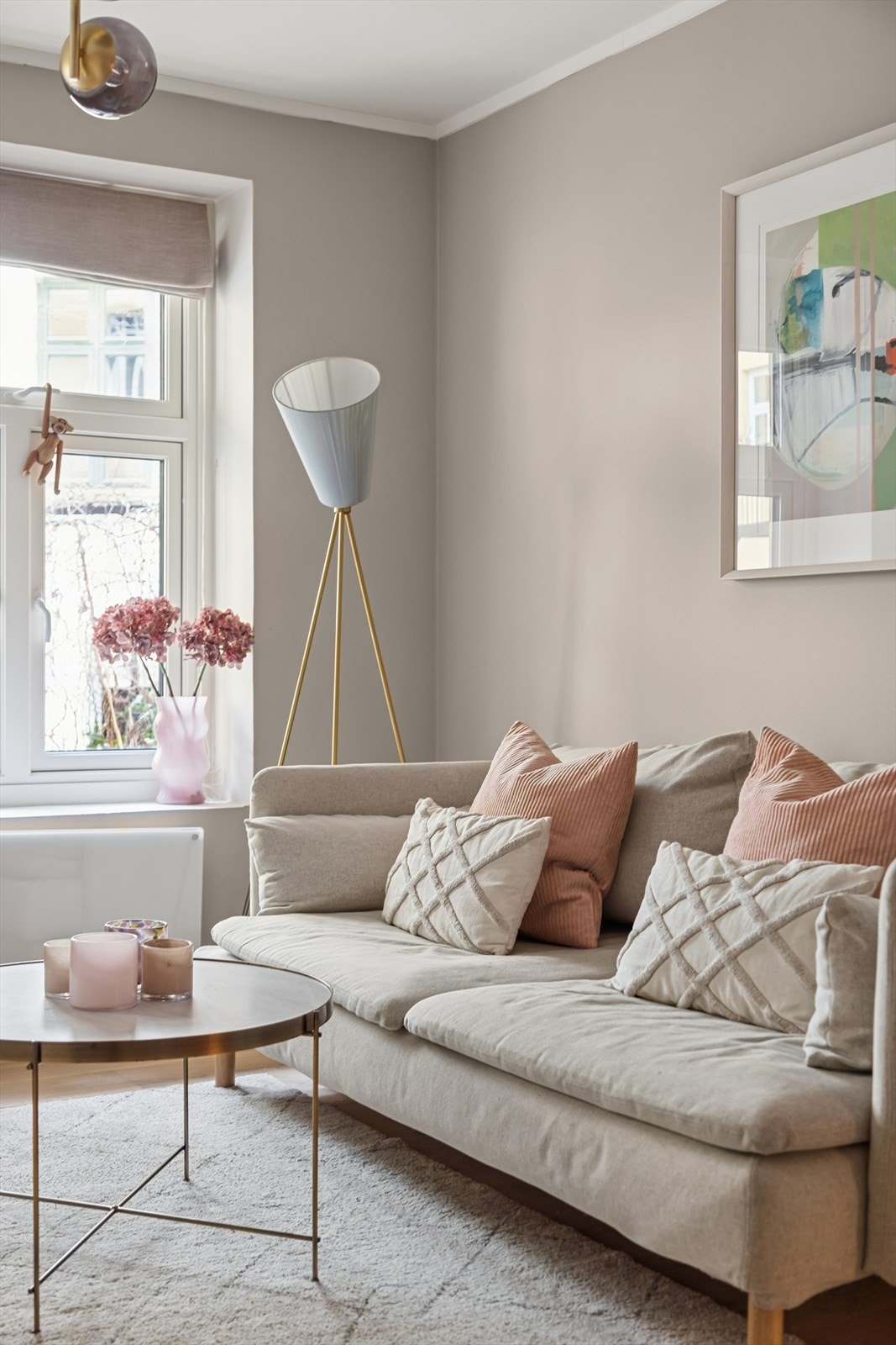 Leiligheten er elektrisk oppvarmet med panelovner Galleribilde