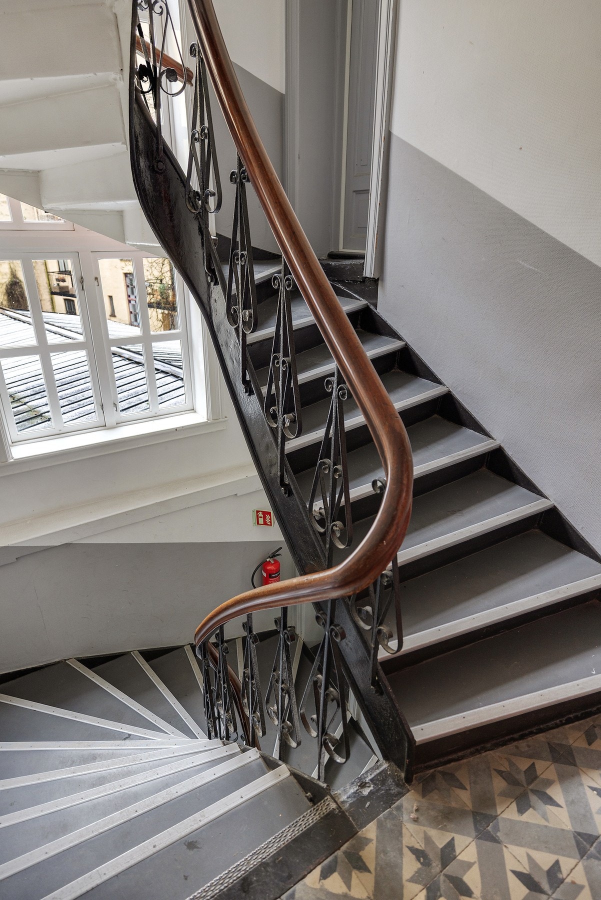 Klassisk trappeoppgang - Velkommen inn til en hyggelig visning Galleribilde