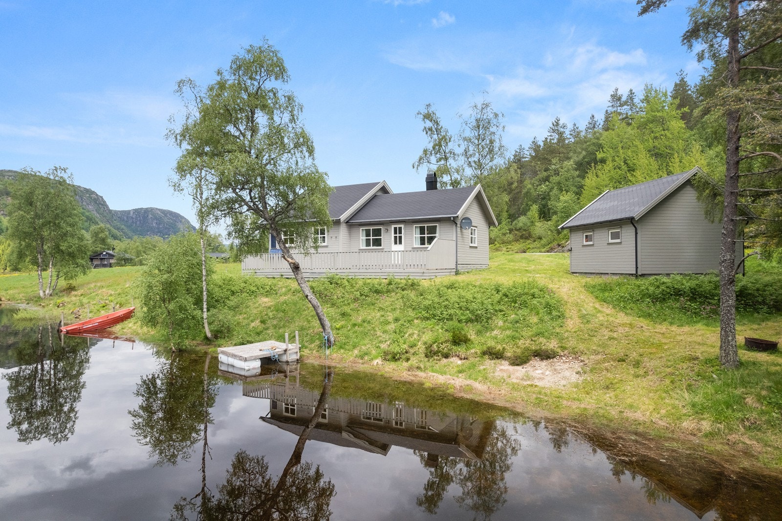 Her kan du nyte roen i nydelige omgivelser Galleribilde