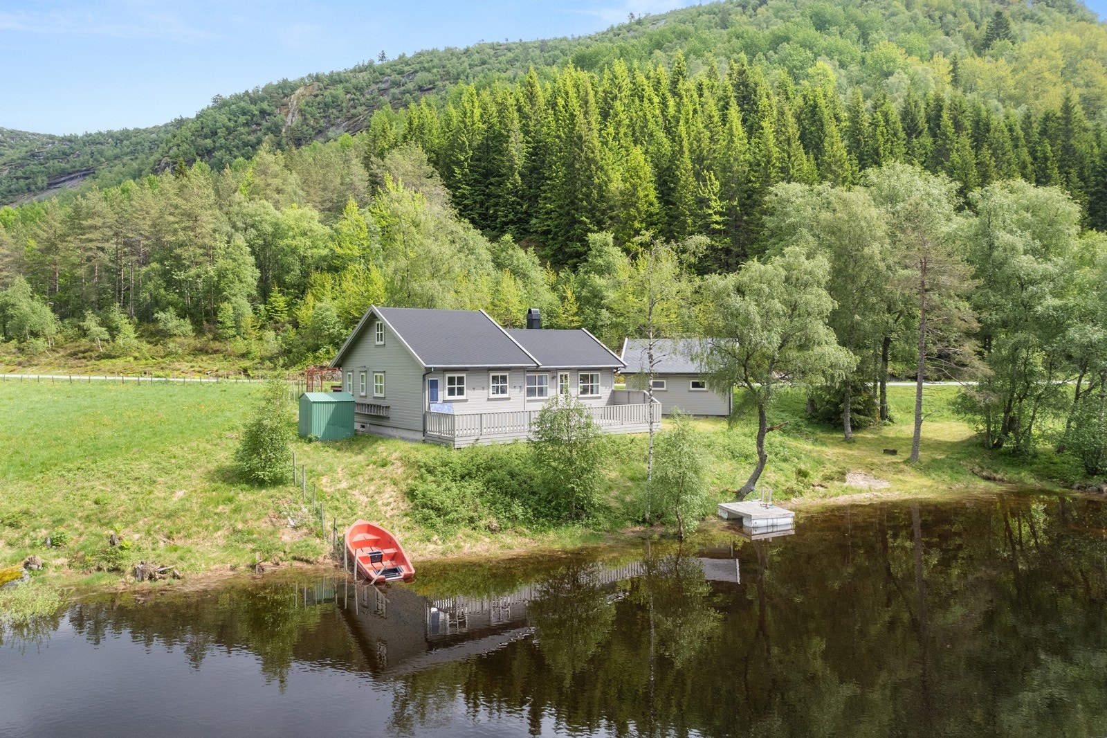 Velkommen til Ljoslandsvegen 1065 Galleribilde