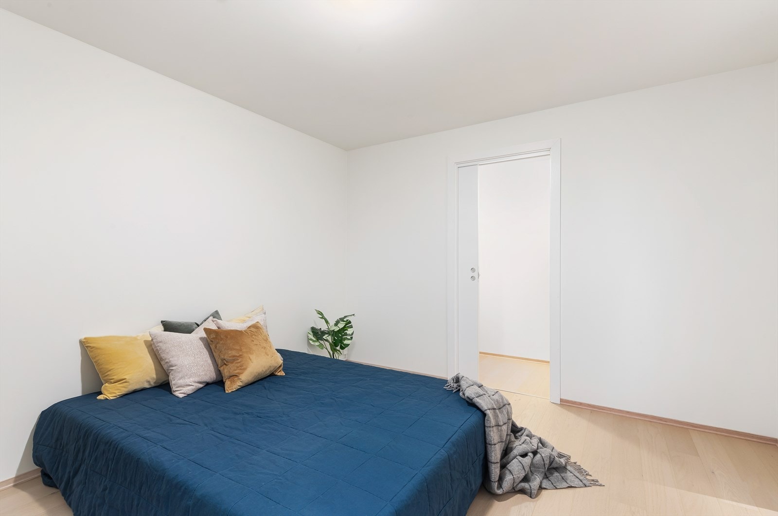 Soverom med skyvedør Galleribilde