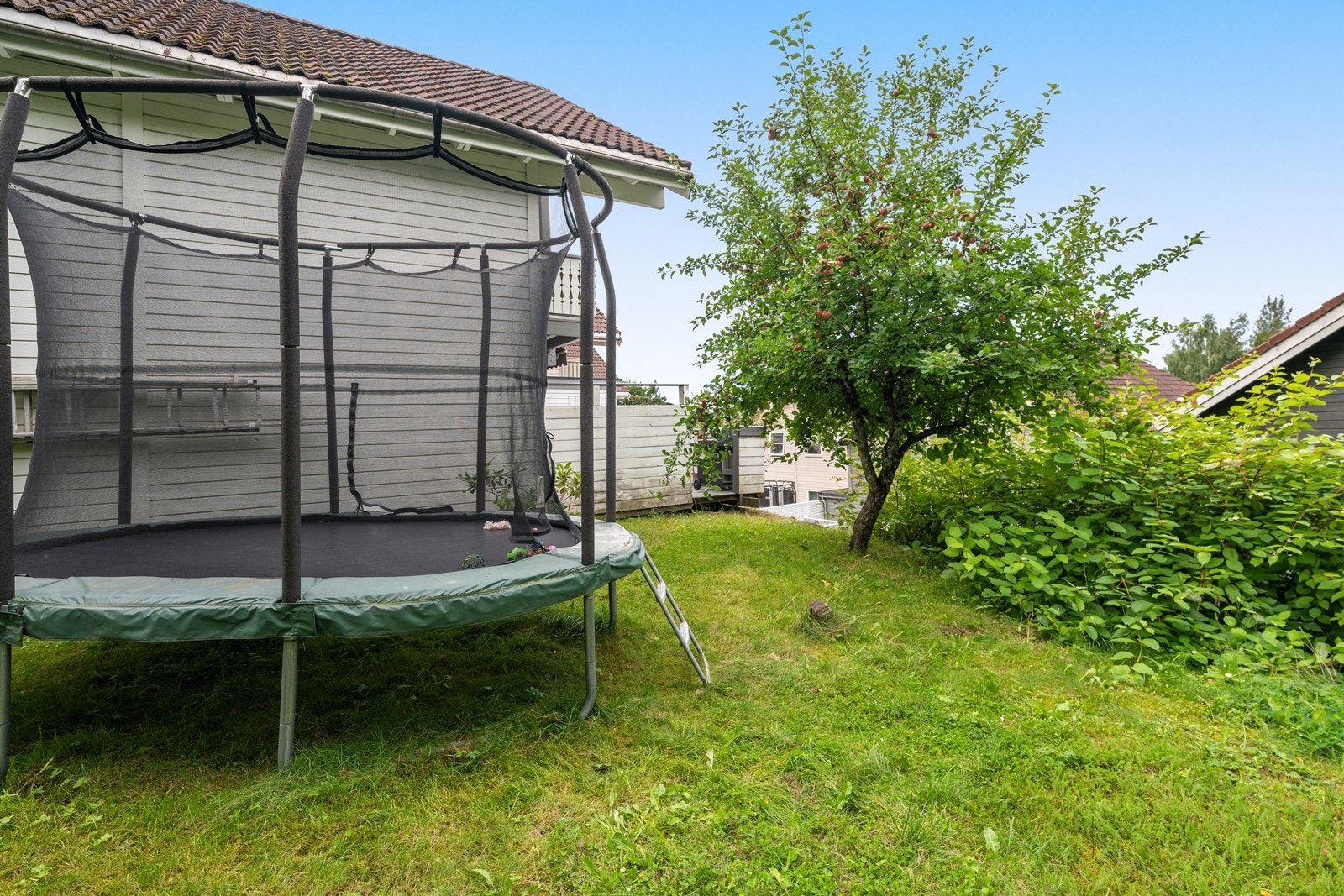 ...også plass til trampoline Galleribilde