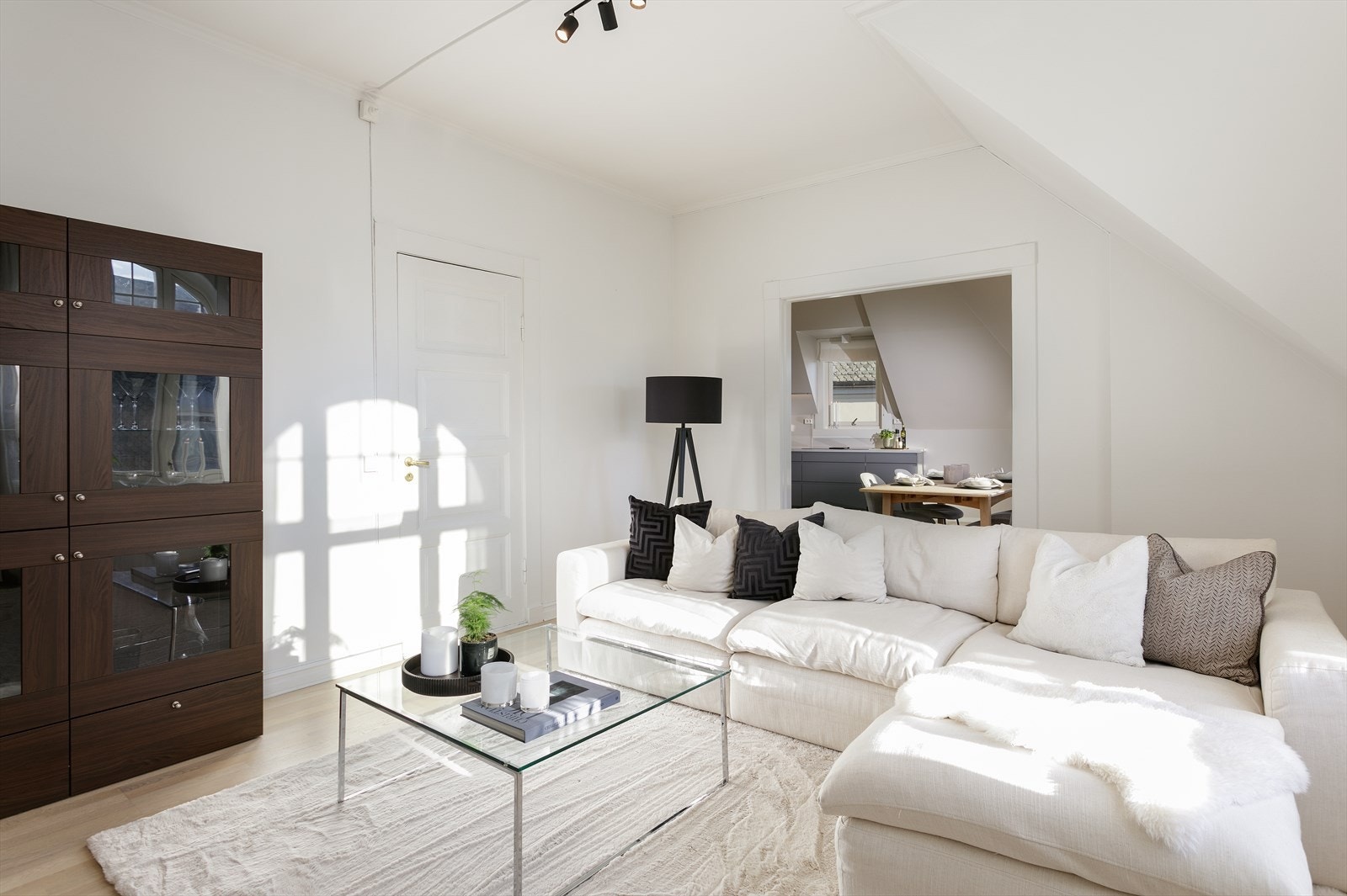 Her er det flere innredningsmuligheter for å kunne skape den perfekte stuen. Galleribilde