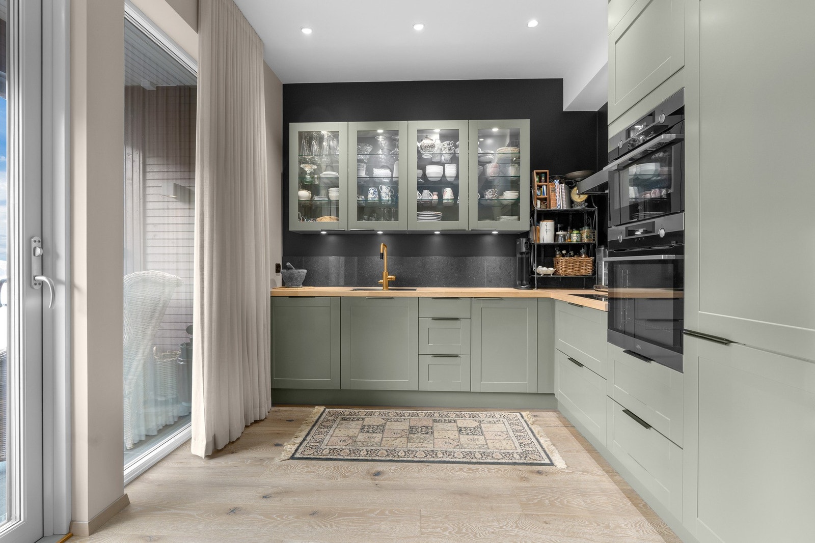 Lekkert kjøkken fra Strai. Galleribilde