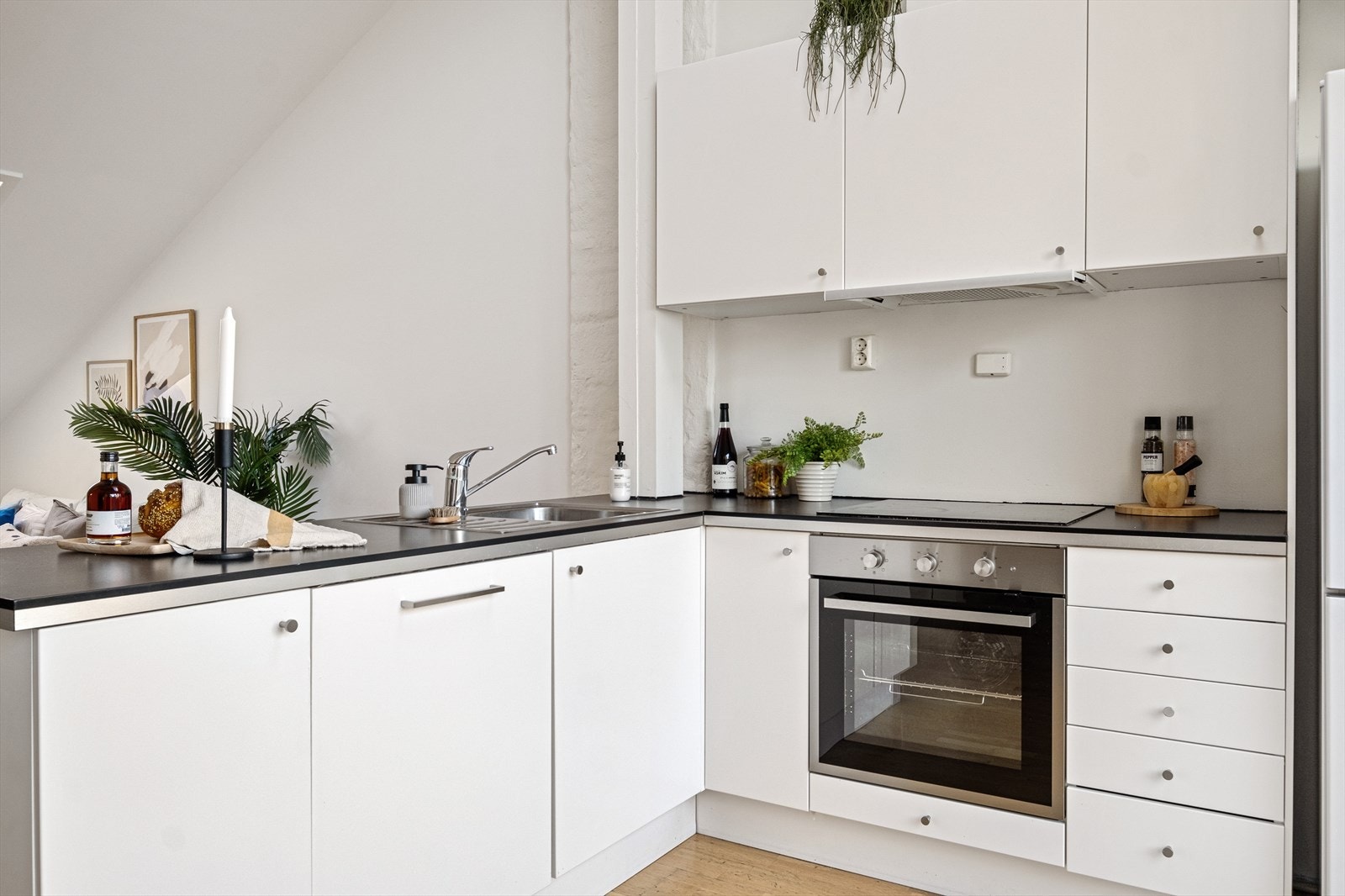 Det er avtrekk via balansert anlegg. Galleribilde