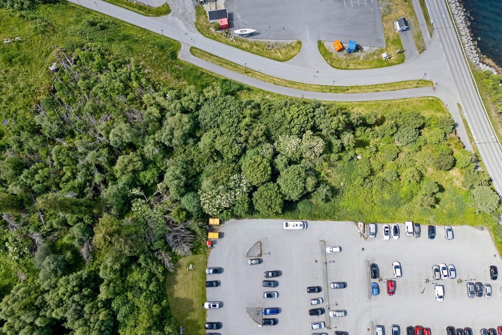 Bruket er registrert med ca. 16 dekar produktiv skog fordelt på alle de 6 teigene. Galleribilde