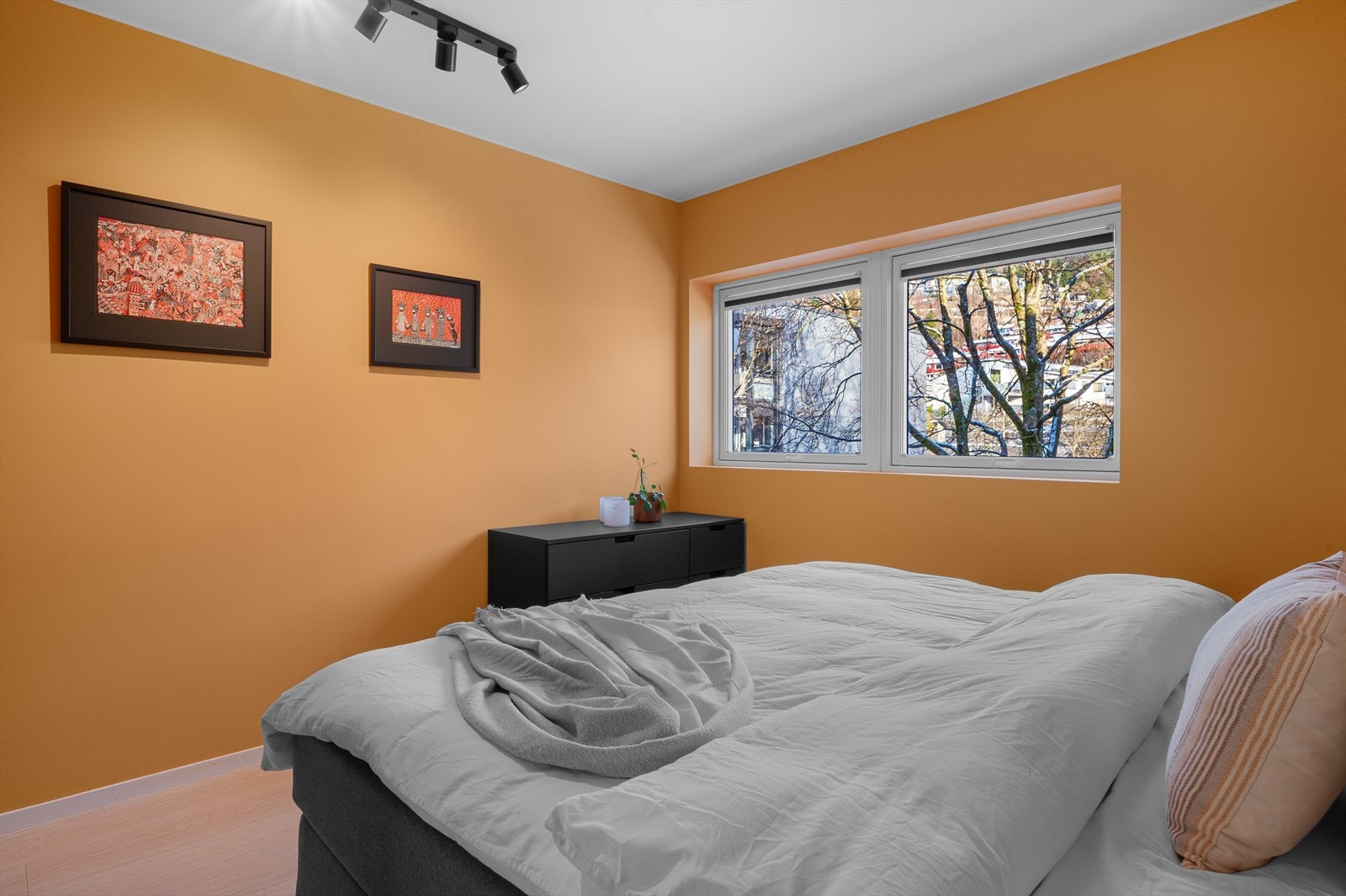 - Her har du god plass til dobbeltseng i ønsket størrelse samt øvrig møblement - Galleribilde