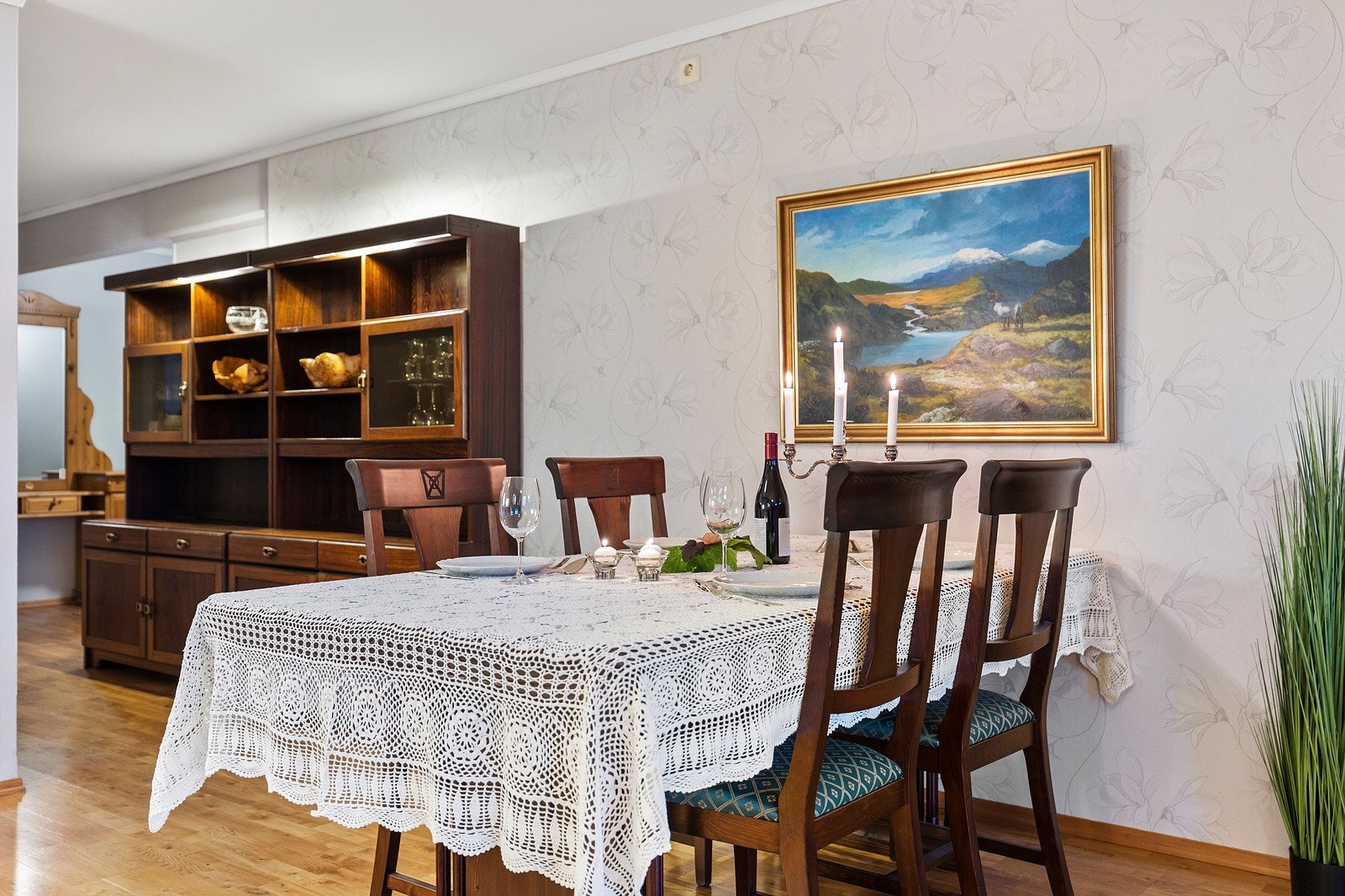 Spisestue. Galleribilde