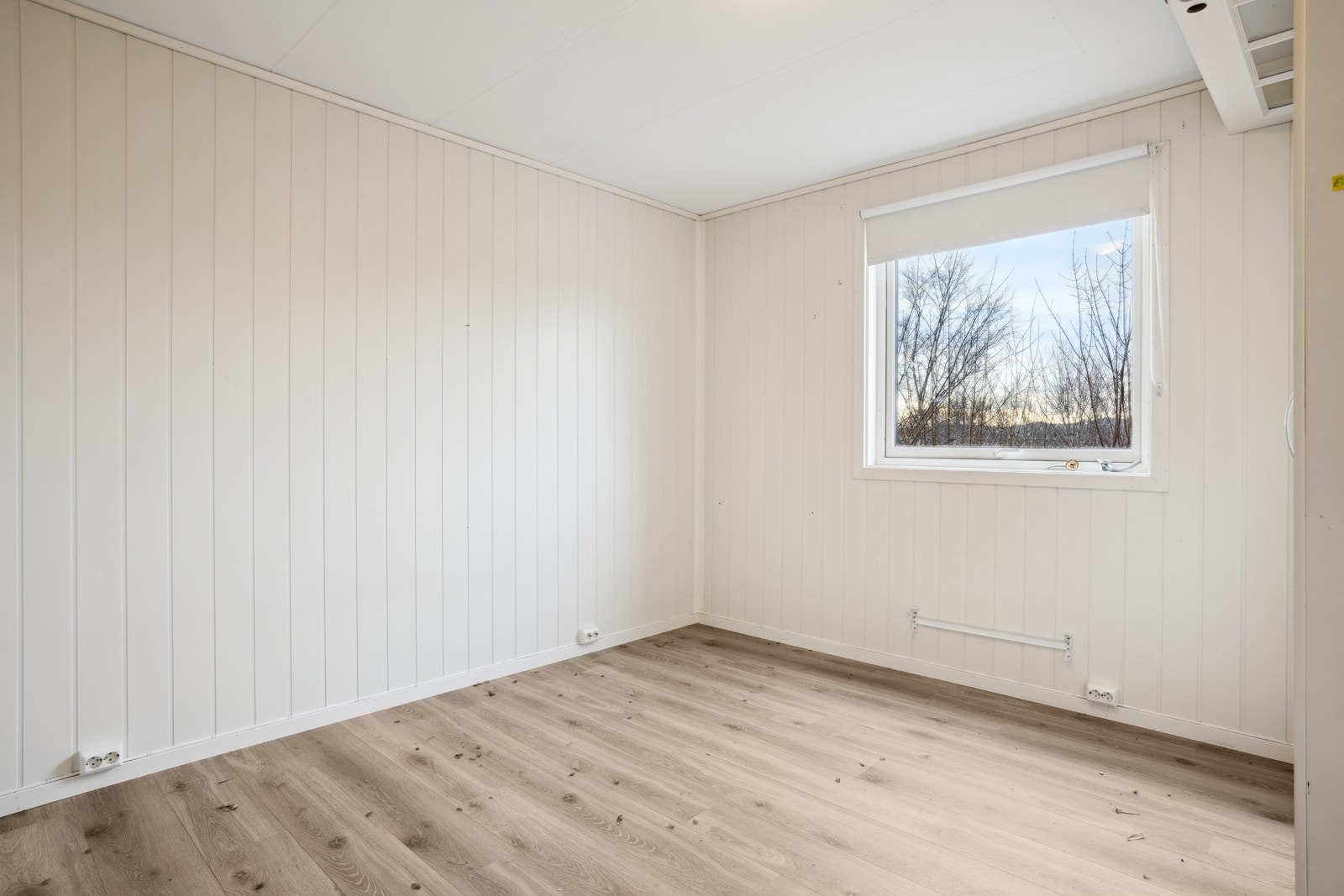 Soverommet oppleves romslig med mye lysinnslip. Galleribilde