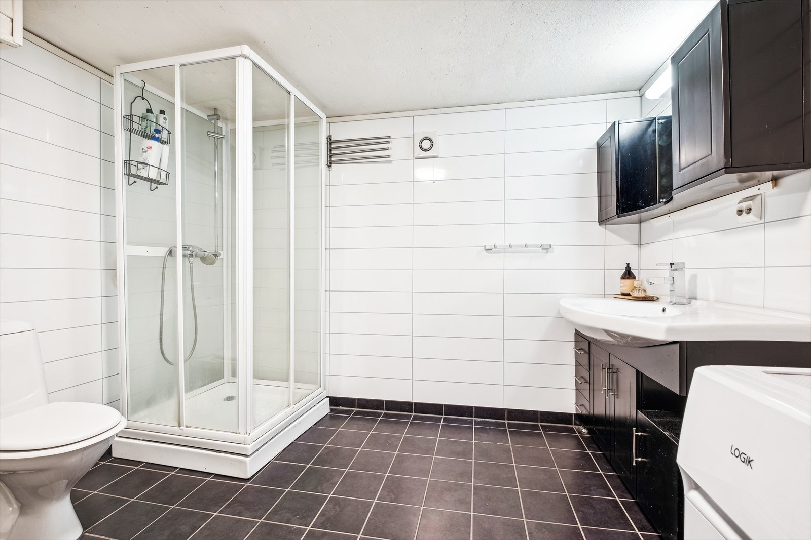 Bad i utleiedel Galleribilde