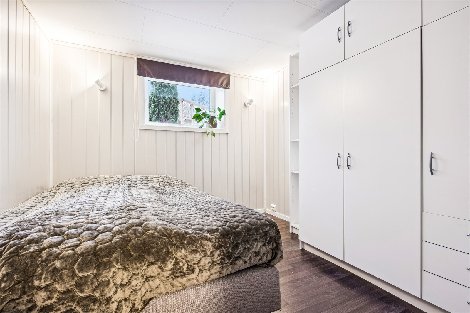 Soverom i utleiedel Galleribilde