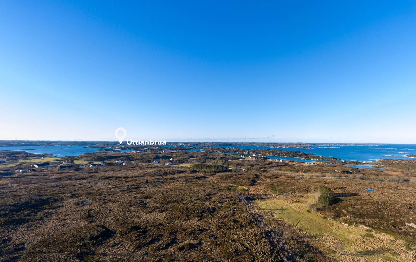 Fra Uttian panorama, inn mot Frøya og Uttianbrua Galleribilde