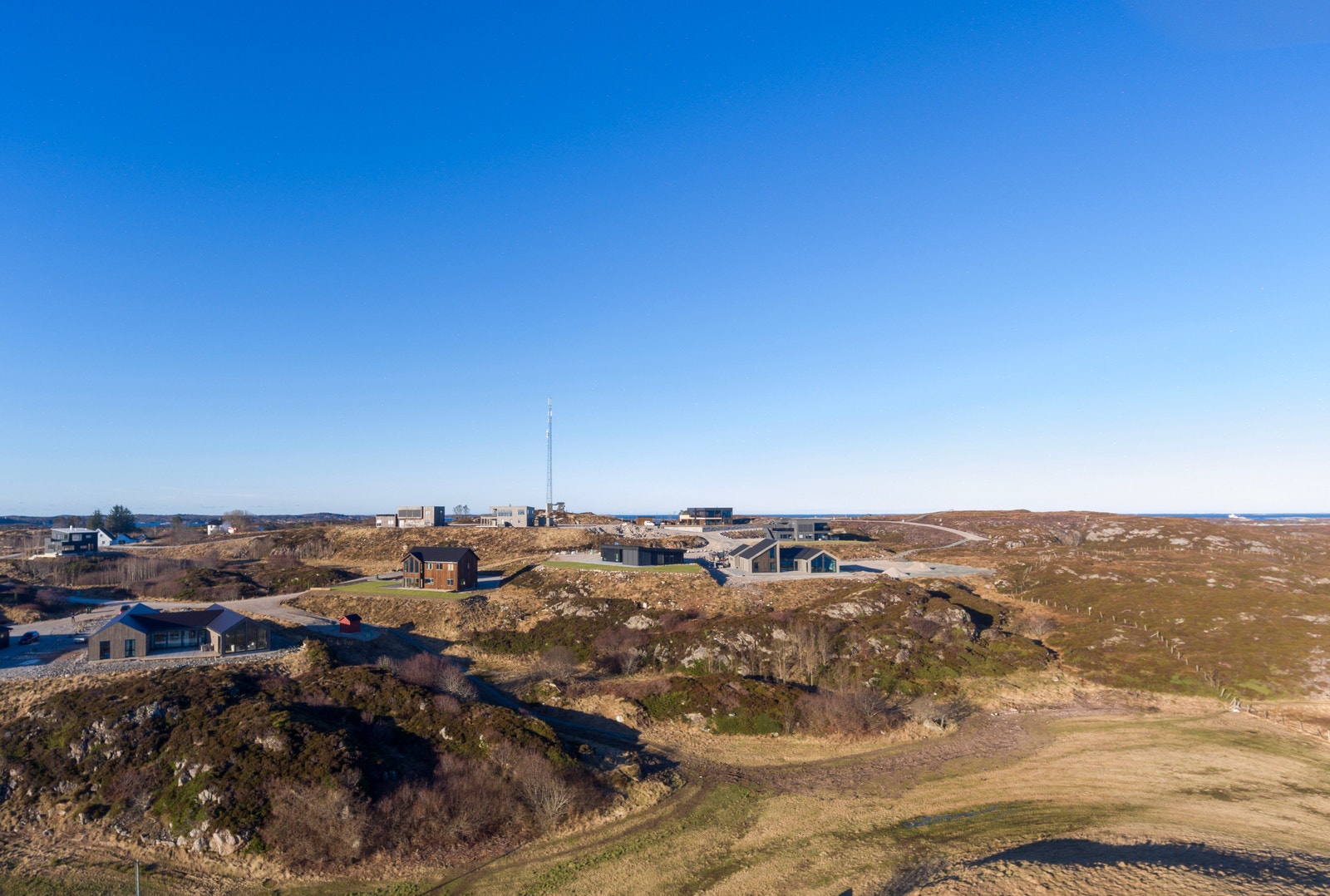 Drømmer du om å bo ved havet, omgitt av spektakulær natur og ekte kystkultur? Galleribilde