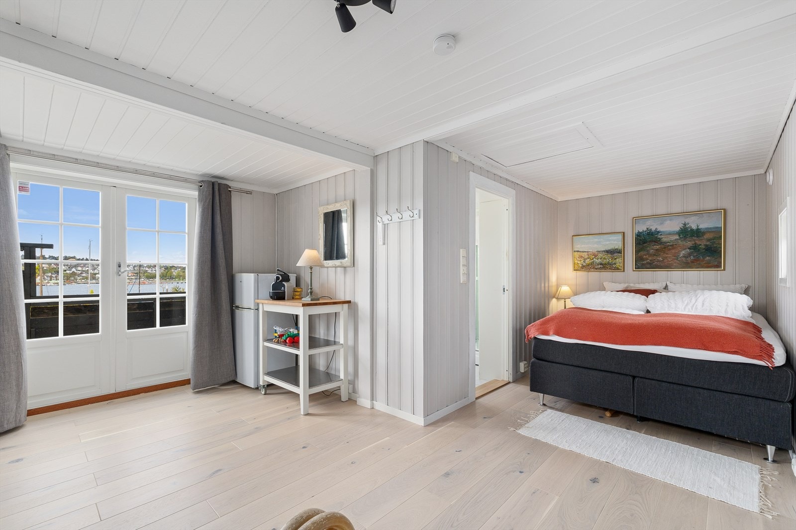 Pent og delikat soverom Galleribilde