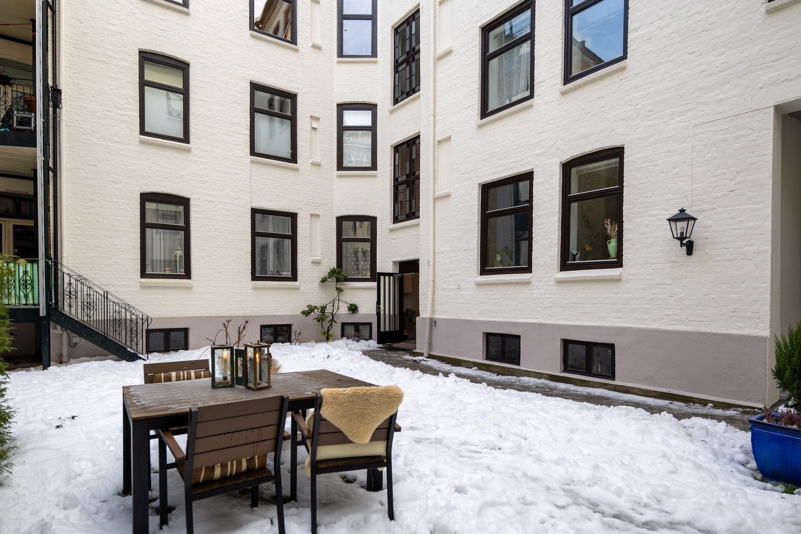 Hyggelig felles bakgård for beboerne. Galleribilde